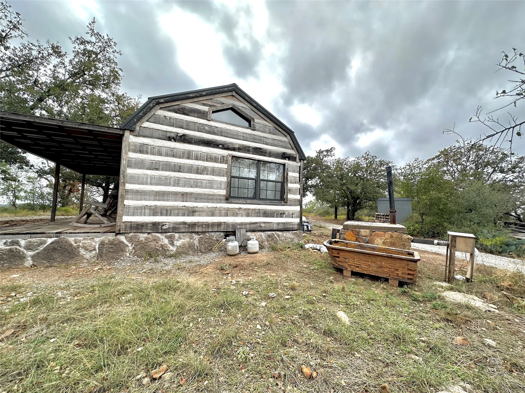 Single Family Residence For Sale in Brown County , 8982 County Road 149, Brownwood, Texas 76801, 1 Bedroom, 1 Bathroom, Garage spaces, 584 Sqft, built in 2018, mls#21153889, Real Estate Agent in Brownwood, Homes For Sale in Brown county, Homes For Sale in Brownwood, Realtor in Brownwood Texas, Real Estate Brokerage Independent Realty Texas, Luminita Cordes Realtor