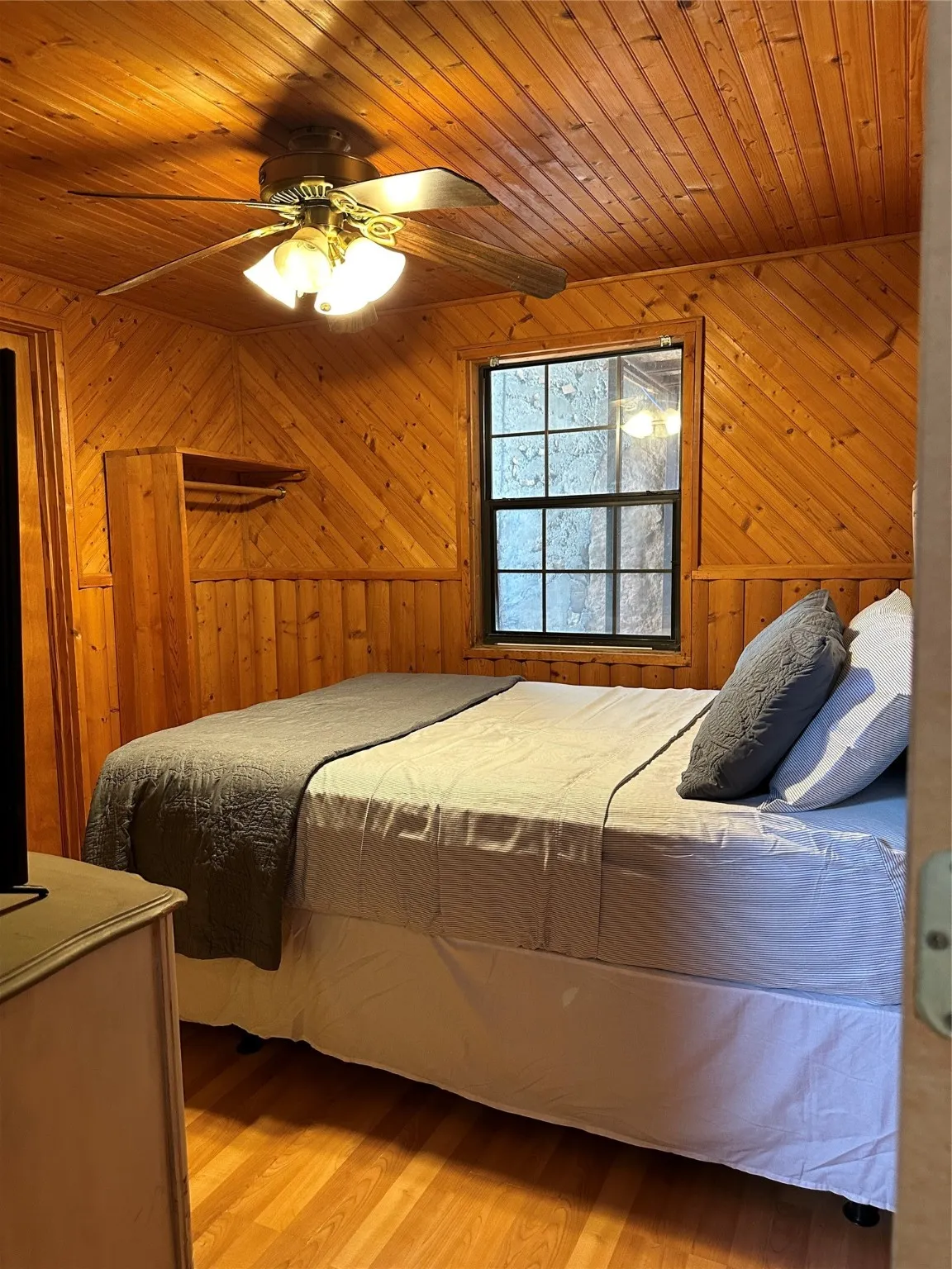 Single Family Residence For Sale in Brown County , 8982 County Road 149, Brownwood, Texas 76801, 1 Bedroom, 1 Bathroom, Garage spaces, 584 Sqft, built in 2018, mls#21153889, Real Estate Agent in Brownwood, Homes For Sale in Brown county, Homes For Sale in Brownwood, Realtor in Brownwood Texas, Real Estate Brokerage Independent Realty Texas, Luminita Cordes Realtor