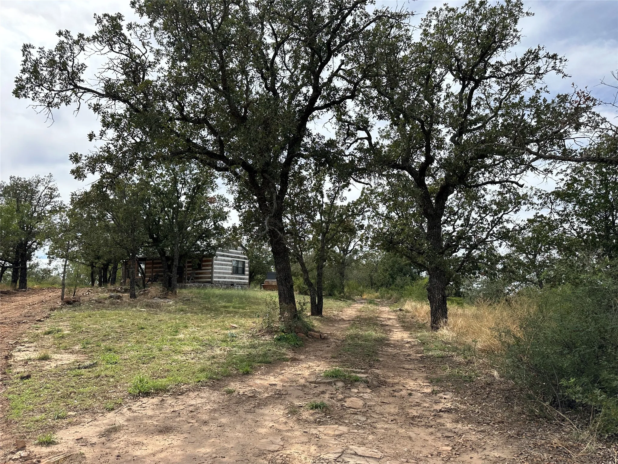 Single Family Residence For Sale in Brown County , 8982 County Road 149, Brownwood, Texas 76801, 1 Bedroom, 1 Bathroom, Garage spaces, 584 Sqft, built in 2018, mls#21153889, Real Estate Agent in Brownwood, Homes For Sale in Brown county, Homes For Sale in Brownwood, Realtor in Brownwood Texas, Real Estate Brokerage Independent Realty Texas, Luminita Cordes Realtor