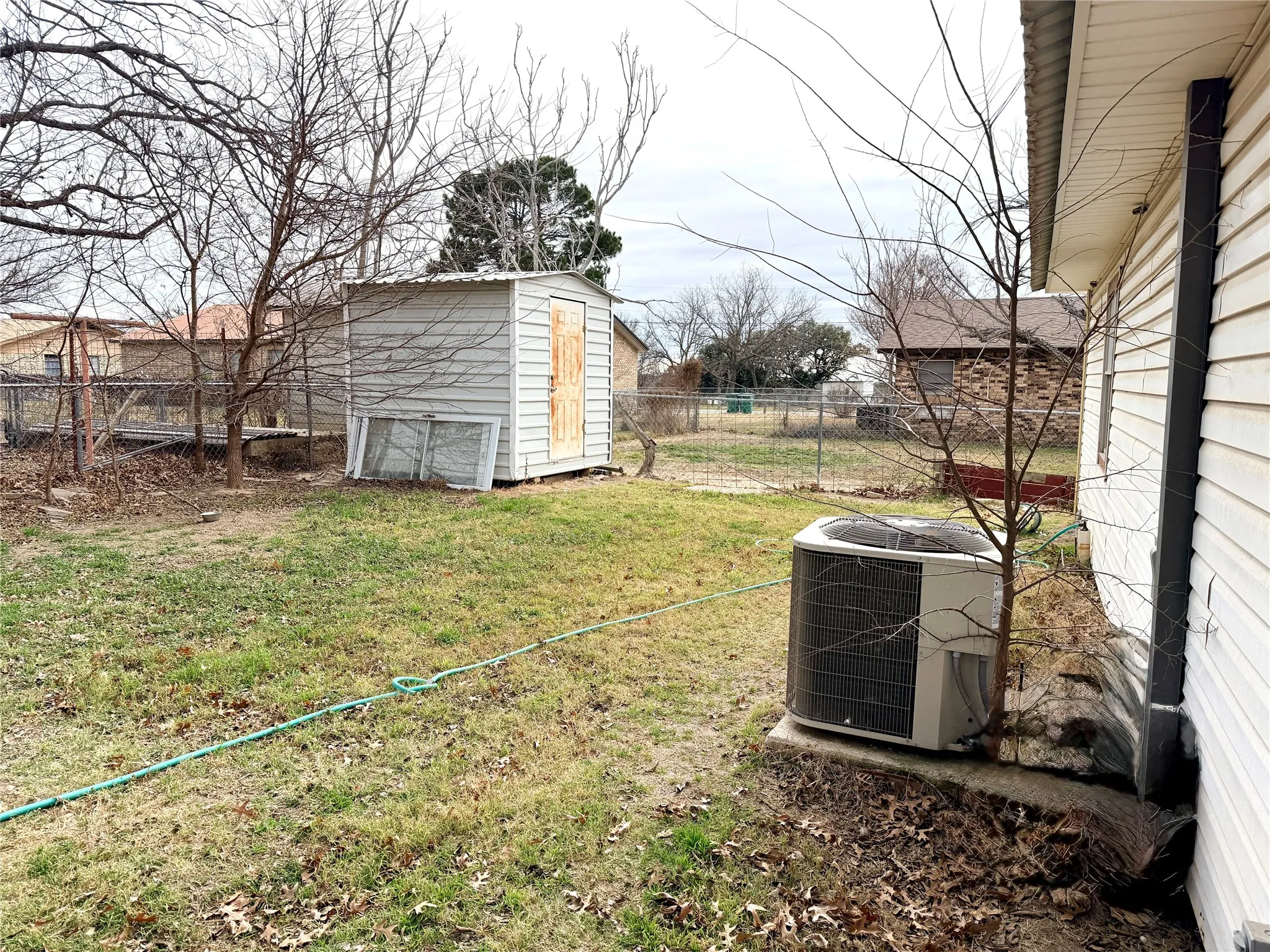 Single Family Residence For Sale in Mills County , 1412 Sunset Drive, Goldthwaite, Texas 76844, 2 Bedroom, 1 Bathroom, 2 Garage spaces, 1,080 Sqft, built in 1977, Price $150,000, mls#21155002, Real Estate Agent in Goldthwaite, Homes For Sale in Mills county, Homes For Sale in Goldthwaite, Realtor in Goldthwaite Texas, Real Estate Brokerage Independent Realty Texas, Luminita Cordes Realtor