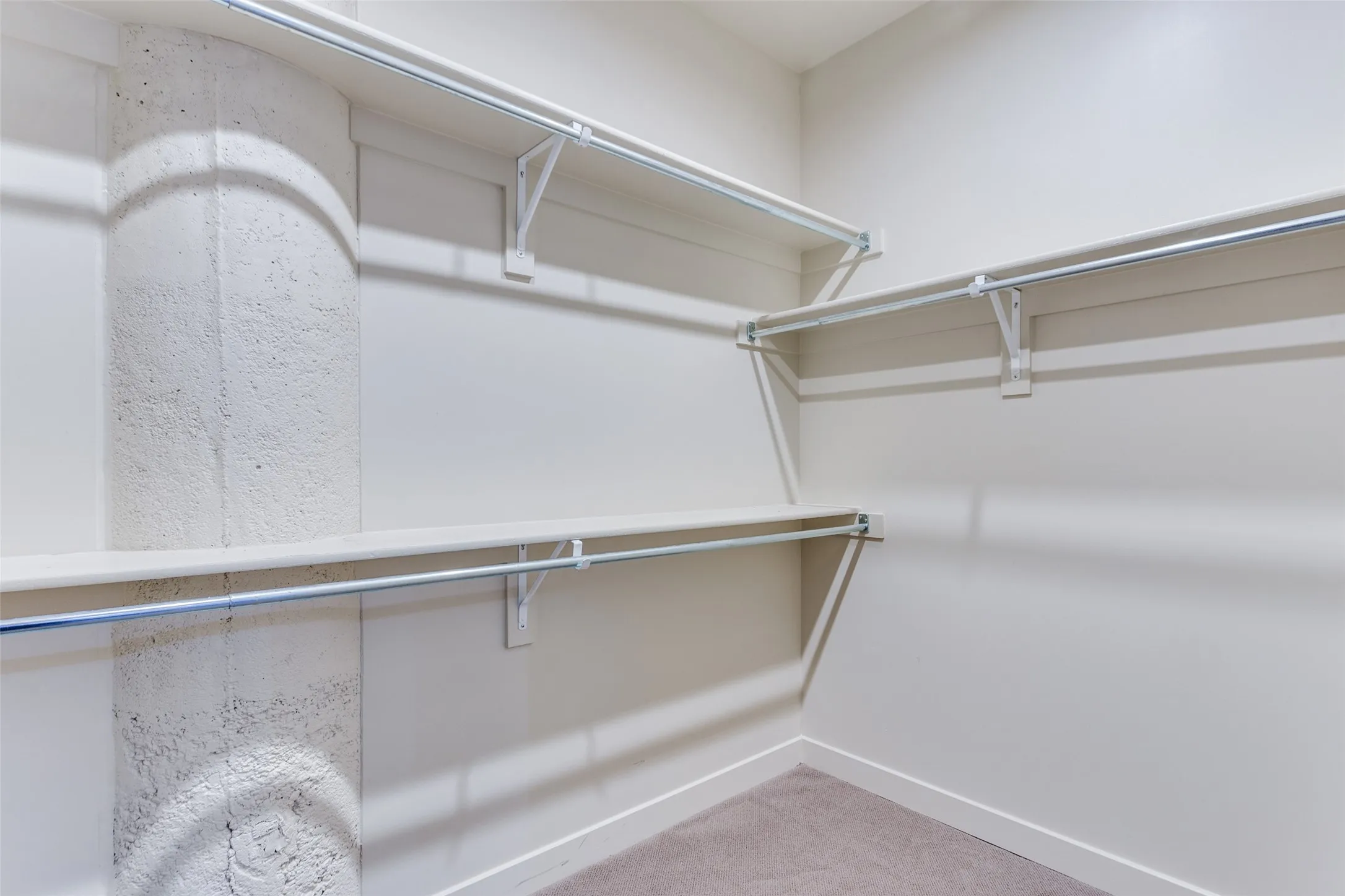 Condominium For Rent in Tarrant County , 2600 W 7th Street 2828, Fort Worth, Texas 76107, 2 Bedrooms, 2 Bathrooms, 2 Garage spaces, 1,263 Sqft, built in 1928, Preowned, Price $2,500, mls#21148261, Real Estate Agent in Fort Worth, Homes For Rent in Tarrant county, Homes For Rent in Fort Worth, Realtor in Fort Worth Texas, Real Estate Brokerage Independent Realty Texas, Luminita Cordes Realtor