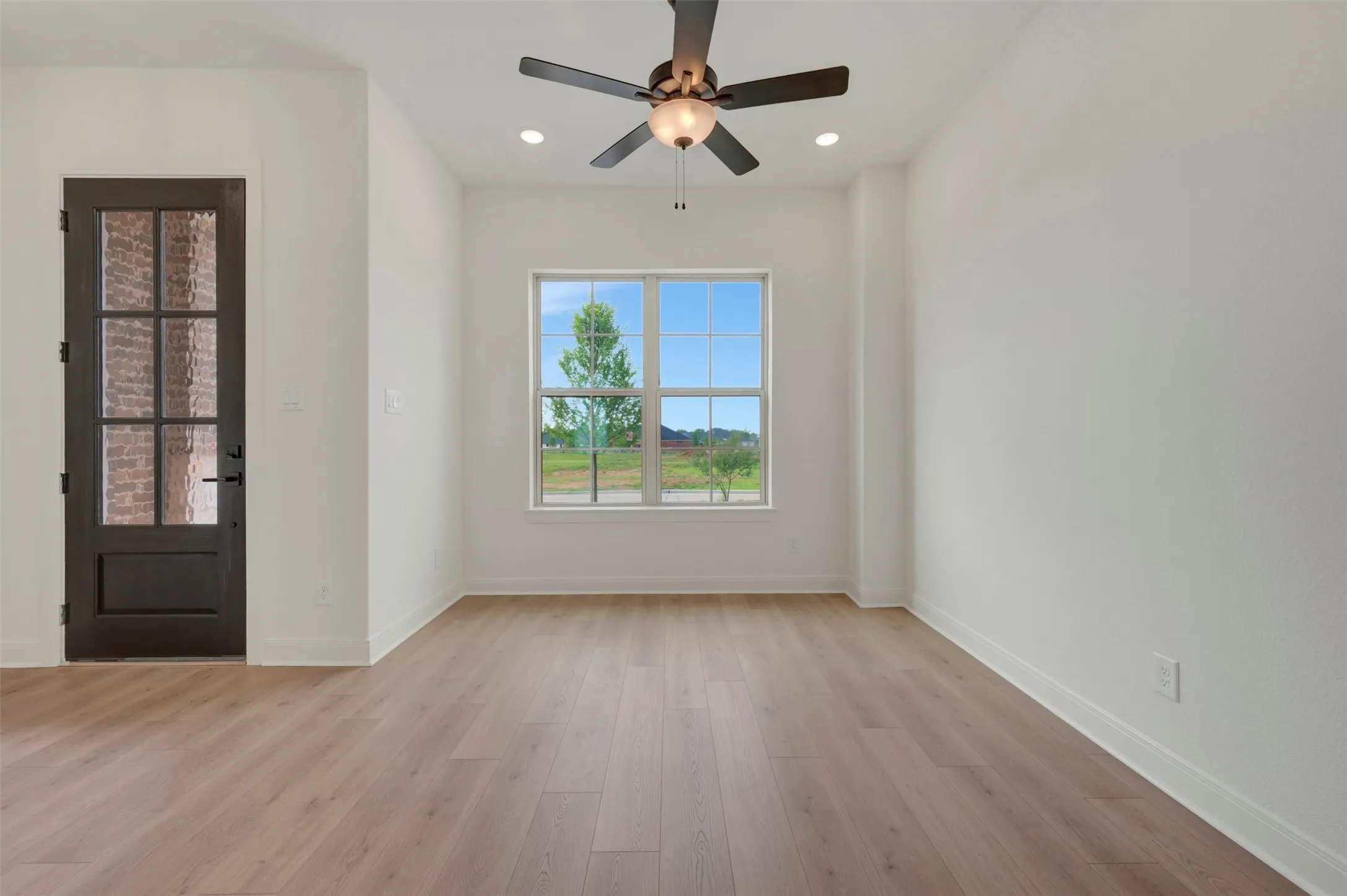 Single Family Residence For Sale in Tarrant County , 2155 Spotted Fawn Drive, Arlington, Texas 76005, 2 Bedroom, 2 Bathroom, 2 Garage spaces, 1,767 Sqft, built in 2025, New Construction - Complete, mls#21155070, Real Estate Agent in Arlington, Homes For Sale in Tarrant county, Homes For Sale in Arlington, Realtor in Arlington Texas, Real Estate Brokerage Independent Realty Texas, Luminita Cordes Realtor
