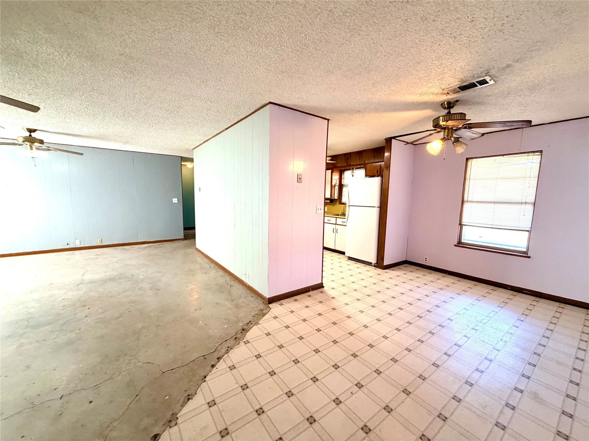 Single Family Residence For Sale in Mills County , 1303 Hanna Valley Road, Goldthwaite, Texas 76844, 3 Bedroom, 2 Bathroom, 2 Garage spaces, 1,724 Sqft, built in 1971, mls#21155045, Real Estate Agent in Goldthwaite, Homes For Sale in Mills county, Homes For Sale in Goldthwaite, Realtor in Goldthwaite Texas, Real Estate Brokerage Independent Realty Texas, Luminita Cordes Realtor