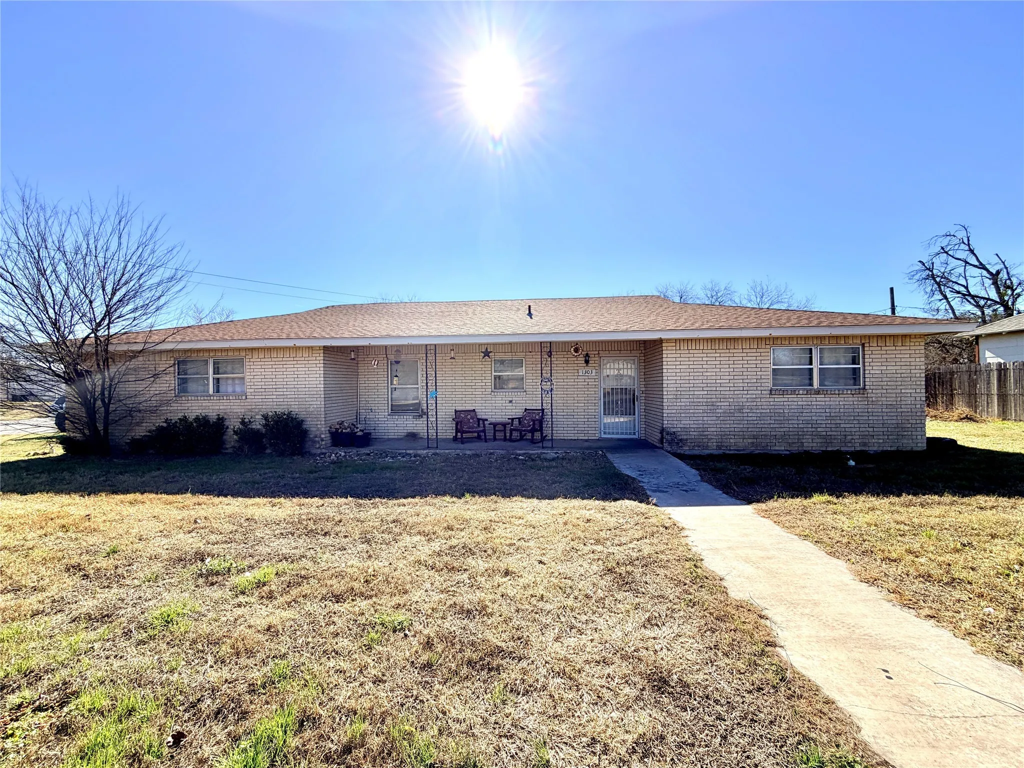 Single Family Residence For Sale in Mills County , 1303 Hanna Valley Road, Goldthwaite, Texas 76844, 3 Bedroom, 2 Bathroom, 2 Garage spaces, 1,724 Sqft, built in 1971, mls#21155045, Real Estate Agent in Goldthwaite, Homes For Sale in Mills county, Homes For Sale in Goldthwaite, Realtor in Goldthwaite Texas, Real Estate Brokerage Independent Realty Texas, Luminita Cordes Realtor
