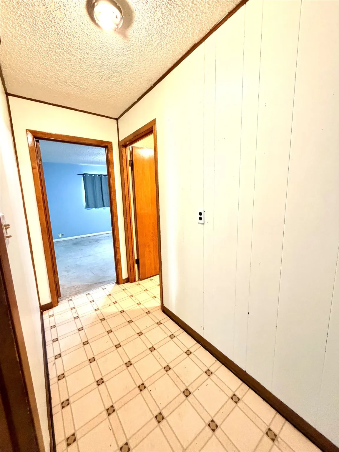 Single Family Residence For Sale in Mills County , 1303 Hanna Valley Road, Goldthwaite, Texas 76844, 3 Bedroom, 2 Bathroom, 2 Garage spaces, 1,724 Sqft, built in 1971, mls#21155045, Real Estate Agent in Goldthwaite, Homes For Sale in Mills county, Homes For Sale in Goldthwaite, Realtor in Goldthwaite Texas, Real Estate Brokerage Independent Realty Texas, Luminita Cordes Realtor