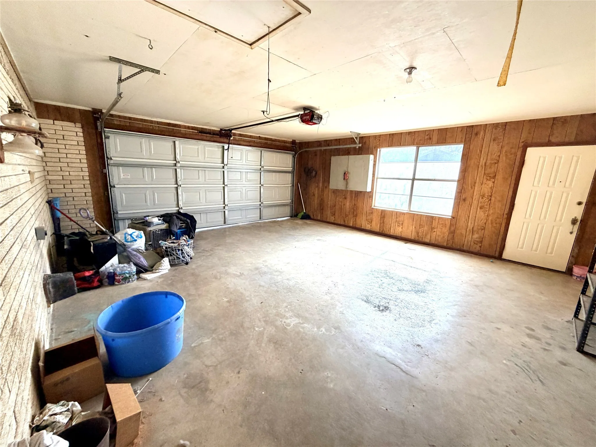 Single Family Residence For Sale in Mills County , 1303 Hanna Valley Road, Goldthwaite, Texas 76844, 3 Bedroom, 2 Bathroom, 2 Garage spaces, 1,724 Sqft, built in 1971, mls#21155045, Real Estate Agent in Goldthwaite, Homes For Sale in Mills county, Homes For Sale in Goldthwaite, Realtor in Goldthwaite Texas, Real Estate Brokerage Independent Realty Texas, Luminita Cordes Realtor