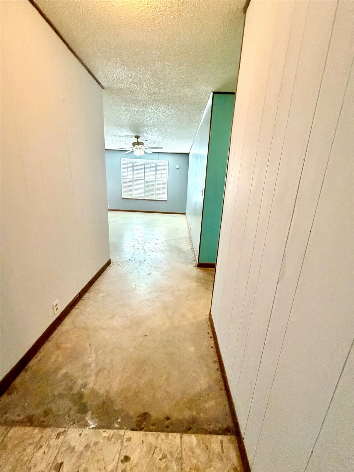 Single Family Residence For Sale in Mills County , 1303 Hanna Valley Road, Goldthwaite, Texas 76844, 3 Bedroom, 2 Bathroom, 2 Garage spaces, 1,724 Sqft, built in 1971, mls#21155045, Real Estate Agent in Goldthwaite, Homes For Sale in Mills county, Homes For Sale in Goldthwaite, Realtor in Goldthwaite Texas, Real Estate Brokerage Independent Realty Texas, Luminita Cordes Realtor