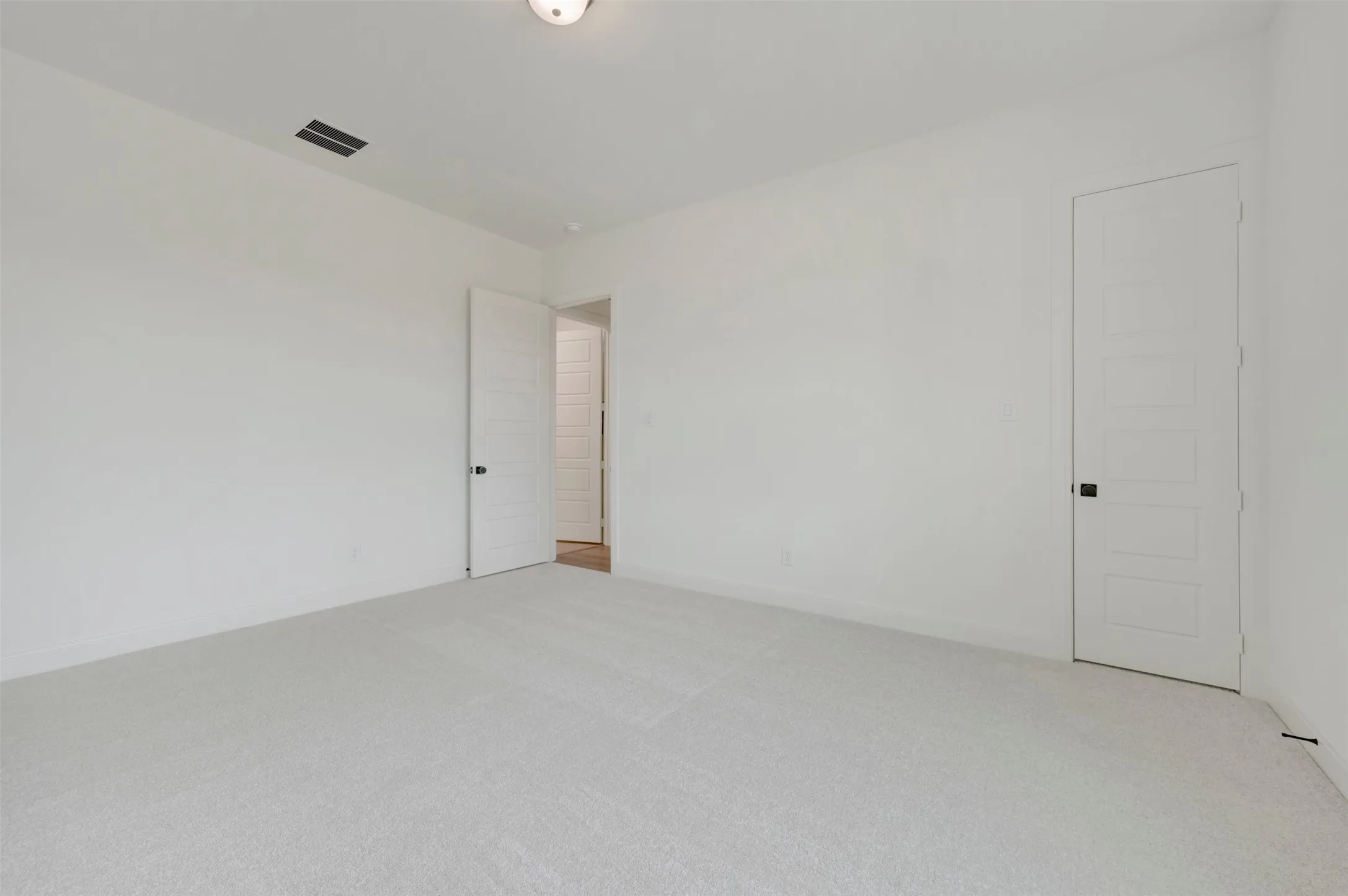 Single Family Residence For Sale in Tarrant County , 2091 Pine Grove Lane, Arlington, Texas 76005, 2 Bedroom, 2 Bathroom, 2 Garage spaces, 2,238 Sqft, built in 2025, New Construction - Complete, mls#21155157, Real Estate Agent in Arlington, Homes For Sale in Tarrant county, Homes For Sale in Arlington, Realtor in Arlington Texas, Real Estate Brokerage Independent Realty Texas, Luminita Cordes Realtor