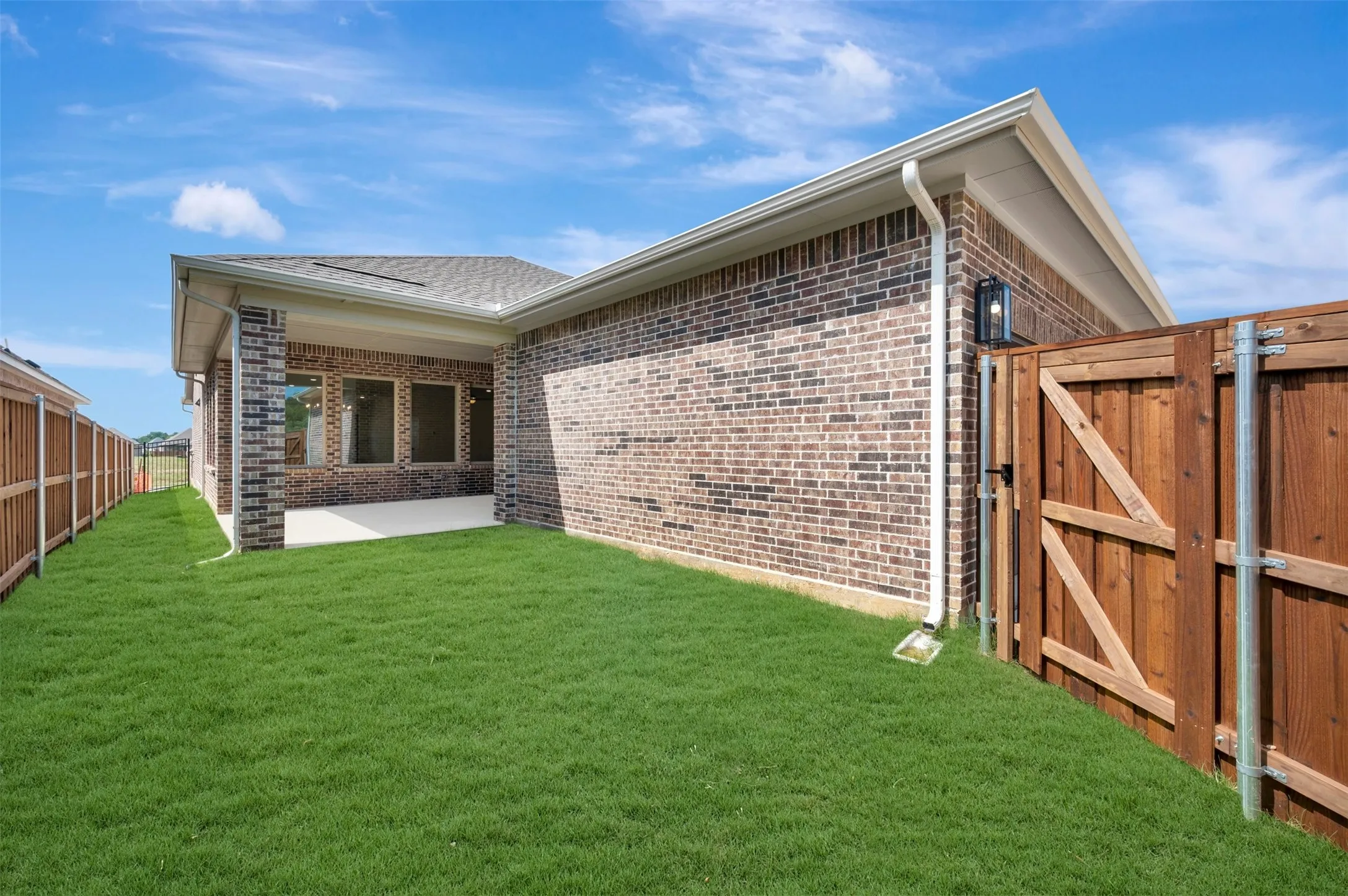Single Family Residence For Sale in Tarrant County , 2091 Pine Grove Lane, Arlington, Texas 76005, 2 Bedroom, 2 Bathroom, 2 Garage spaces, 2,238 Sqft, built in 2025, New Construction - Complete, mls#21155157, Real Estate Agent in Arlington, Homes For Sale in Tarrant county, Homes For Sale in Arlington, Realtor in Arlington Texas, Real Estate Brokerage Independent Realty Texas, Luminita Cordes Realtor