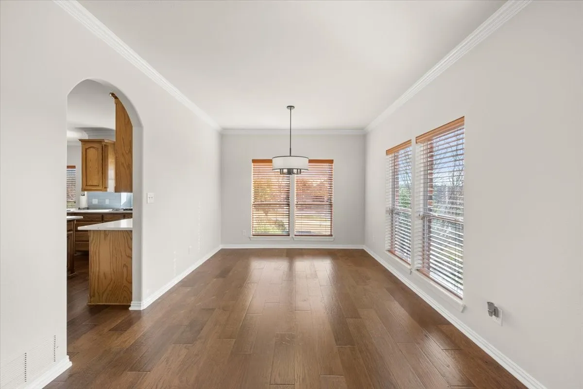 Single Family Residence For Sale in Tarrant County , 7517 Eagle Ridge Circle, Fort Worth, Texas 76179, 4 Bedroom, 3 Bathroom, 2 Garage spaces, 2,928 Sqft, built in 1999, mls#21147032, Real Estate Agent in Fort Worth, Homes For Sale in Tarrant county, Homes For Sale in Fort Worth, Realtor in Fort Worth Texas, Real Estate Brokerage Independent Realty Texas, Luminita Cordes Realtor