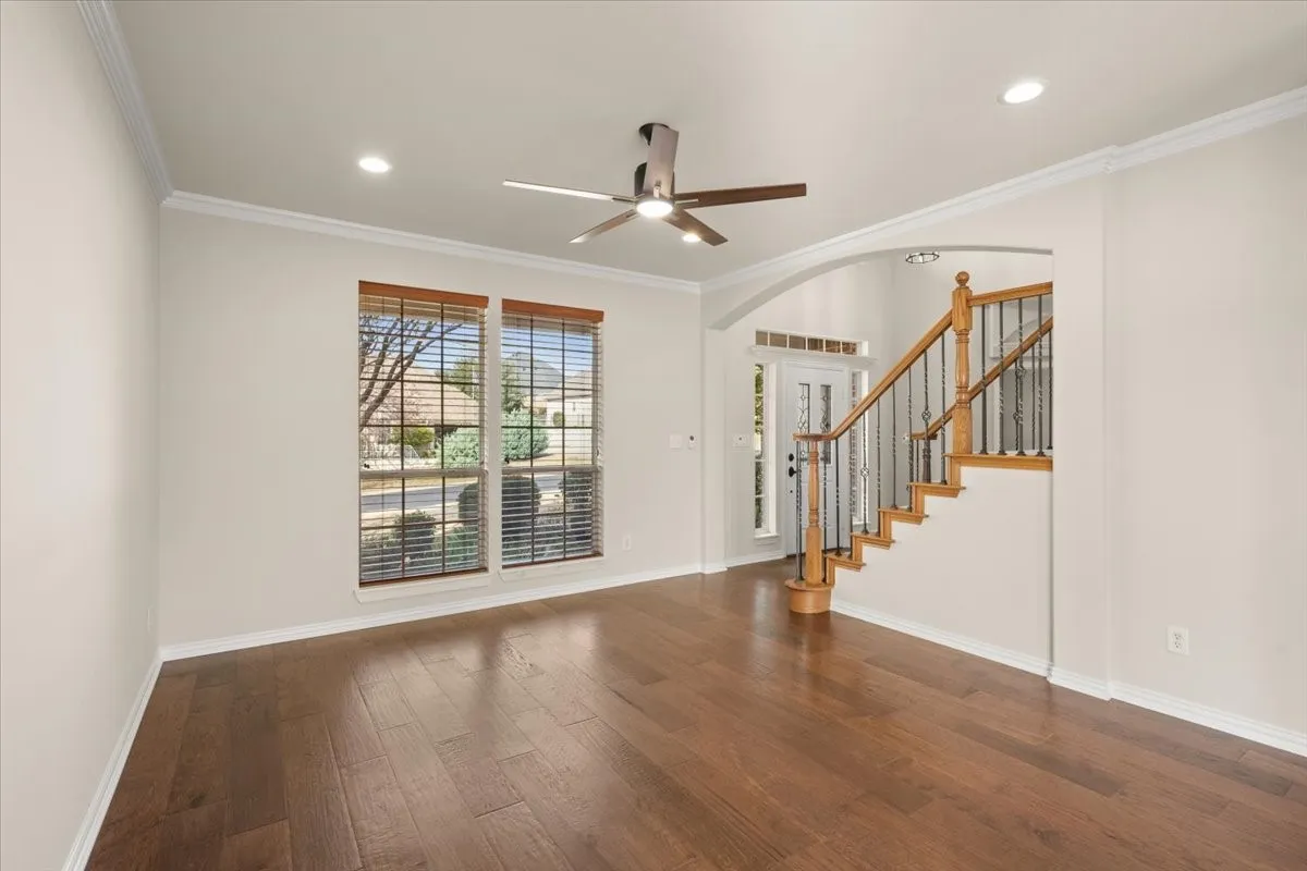Single Family Residence For Sale in Tarrant County , 7517 Eagle Ridge Circle, Fort Worth, Texas 76179, 4 Bedroom, 3 Bathroom, 2 Garage spaces, 2,928 Sqft, built in 1999, mls#21147032, Real Estate Agent in Fort Worth, Homes For Sale in Tarrant county, Homes For Sale in Fort Worth, Realtor in Fort Worth Texas, Real Estate Brokerage Independent Realty Texas, Luminita Cordes Realtor