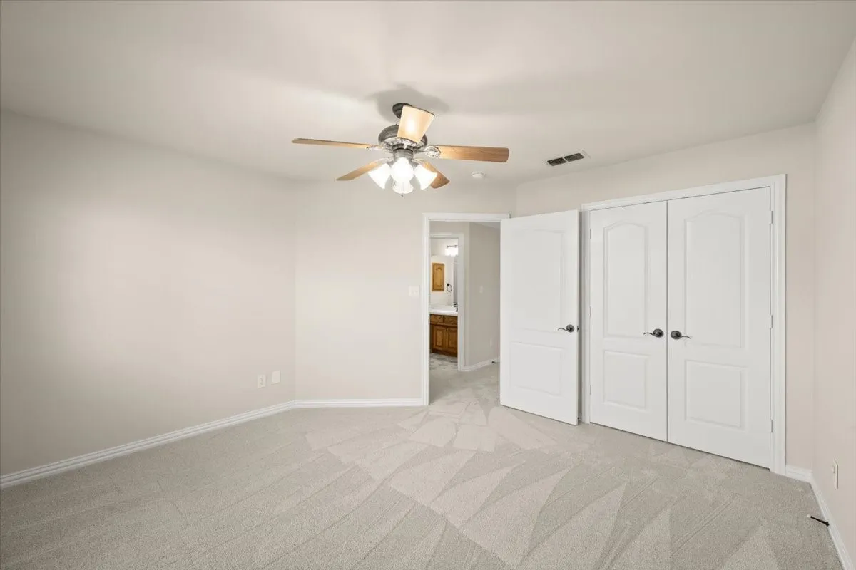 Single Family Residence For Sale in Tarrant County , 7517 Eagle Ridge Circle, Fort Worth, Texas 76179, 4 Bedroom, 3 Bathroom, 2 Garage spaces, 2,928 Sqft, built in 1999, mls#21147032, Real Estate Agent in Fort Worth, Homes For Sale in Tarrant county, Homes For Sale in Fort Worth, Realtor in Fort Worth Texas, Real Estate Brokerage Independent Realty Texas, Luminita Cordes Realtor