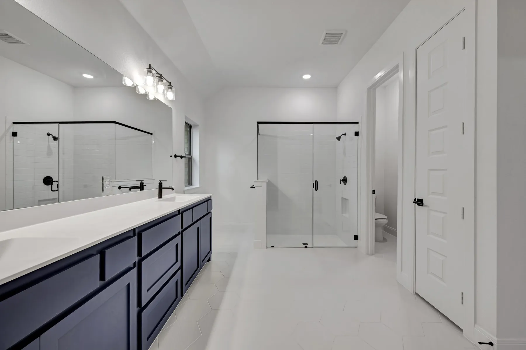 Single Family Residence For Sale in Kaufman County , 9200 Persimmon Lane, Mesquite, Texas 75126, 3 Bedroom, 3 Bathroom, 3 Garage spaces, 2,483 Sqft, built in 2025, mls#21155520, Real Estate Agent in Mesquite, Homes For Sale in Kaufman county, Homes For Sale in Mesquite, Realtor in Mesquite Texas, Real Estate Brokerage Independent Realty Texas, Luminita Cordes Realtor