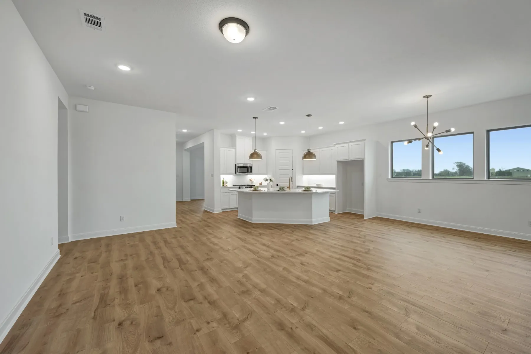 Single Family Residence For Sale in Kaufman County , 9200 Persimmon Lane, Mesquite, Texas 75126, 3 Bedroom, 3 Bathroom, 3 Garage spaces, 2,483 Sqft, built in 2025, mls#21155520, Real Estate Agent in Mesquite, Homes For Sale in Kaufman county, Homes For Sale in Mesquite, Realtor in Mesquite Texas, Real Estate Brokerage Independent Realty Texas, Luminita Cordes Realtor