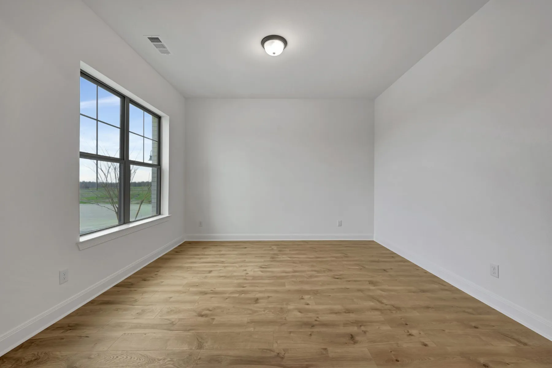Single Family Residence For Sale in Kaufman County , 9200 Persimmon Lane, Mesquite, Texas 75126, 3 Bedroom, 3 Bathroom, 3 Garage spaces, 2,483 Sqft, built in 2025, mls#21155520, Real Estate Agent in Mesquite, Homes For Sale in Kaufman county, Homes For Sale in Mesquite, Realtor in Mesquite Texas, Real Estate Brokerage Independent Realty Texas, Luminita Cordes Realtor