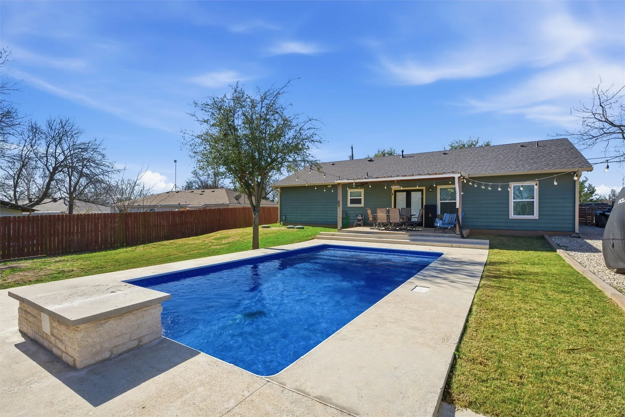 Single Family Residence For Sale in Mc Lennan County , 12992 Old Dallas Road, West, Texas 76691, 3 Bedrooms, 2 Bathrooms, Garage spaces, 1,696 Sqft, built in 2015, Price $389,900, mls#21155512, Real Estate Agent in West, Homes For Sale in Mc Lennan county, Homes For Sale in West, Realtor in West Texas, Real Estate Brokerage Independent Realty Texas, Luminita Cordes Realtor