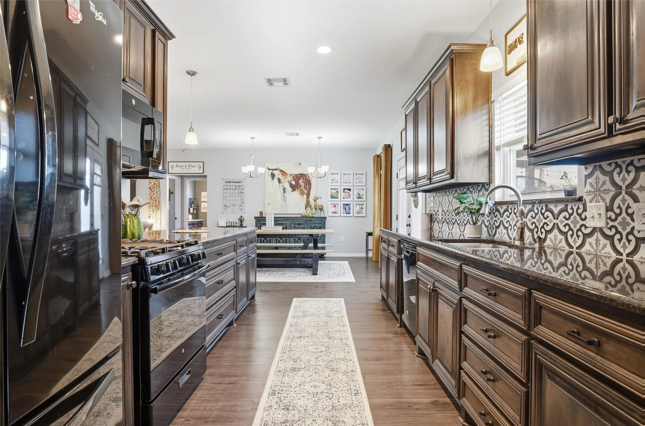 Single Family Residence For Sale in Mc Lennan County , 12992 Old Dallas Road, West, Texas 76691, 3 Bedrooms, 2 Bathrooms, Garage spaces, 1,696 Sqft, built in 2015, Price $389,900, mls#21155512, Real Estate Agent in West, Homes For Sale in Mc Lennan county, Homes For Sale in West, Realtor in West Texas, Real Estate Brokerage Independent Realty Texas, Luminita Cordes Realtor
