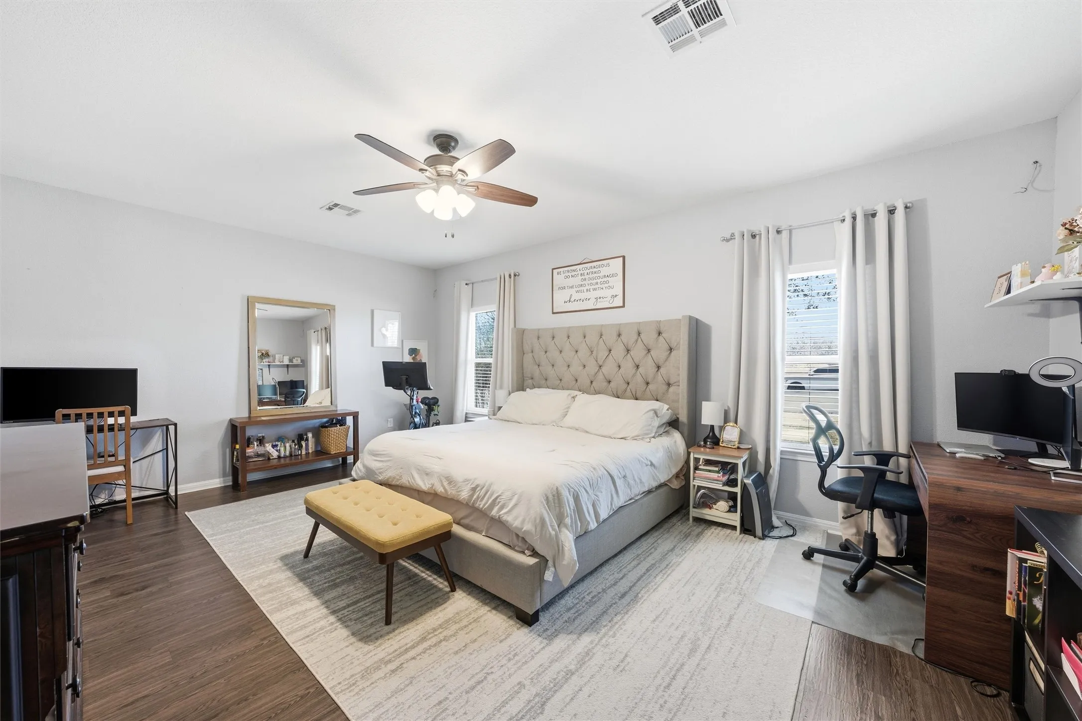Single Family Residence For Sale in Mc Lennan County , 12992 Old Dallas Road, West, Texas 76691, 3 Bedrooms, 2 Bathrooms, Garage spaces, 1,696 Sqft, built in 2015, Price $389,900, mls#21155512, Real Estate Agent in West, Homes For Sale in Mc Lennan county, Homes For Sale in West, Realtor in West Texas, Real Estate Brokerage Independent Realty Texas, Luminita Cordes Realtor
