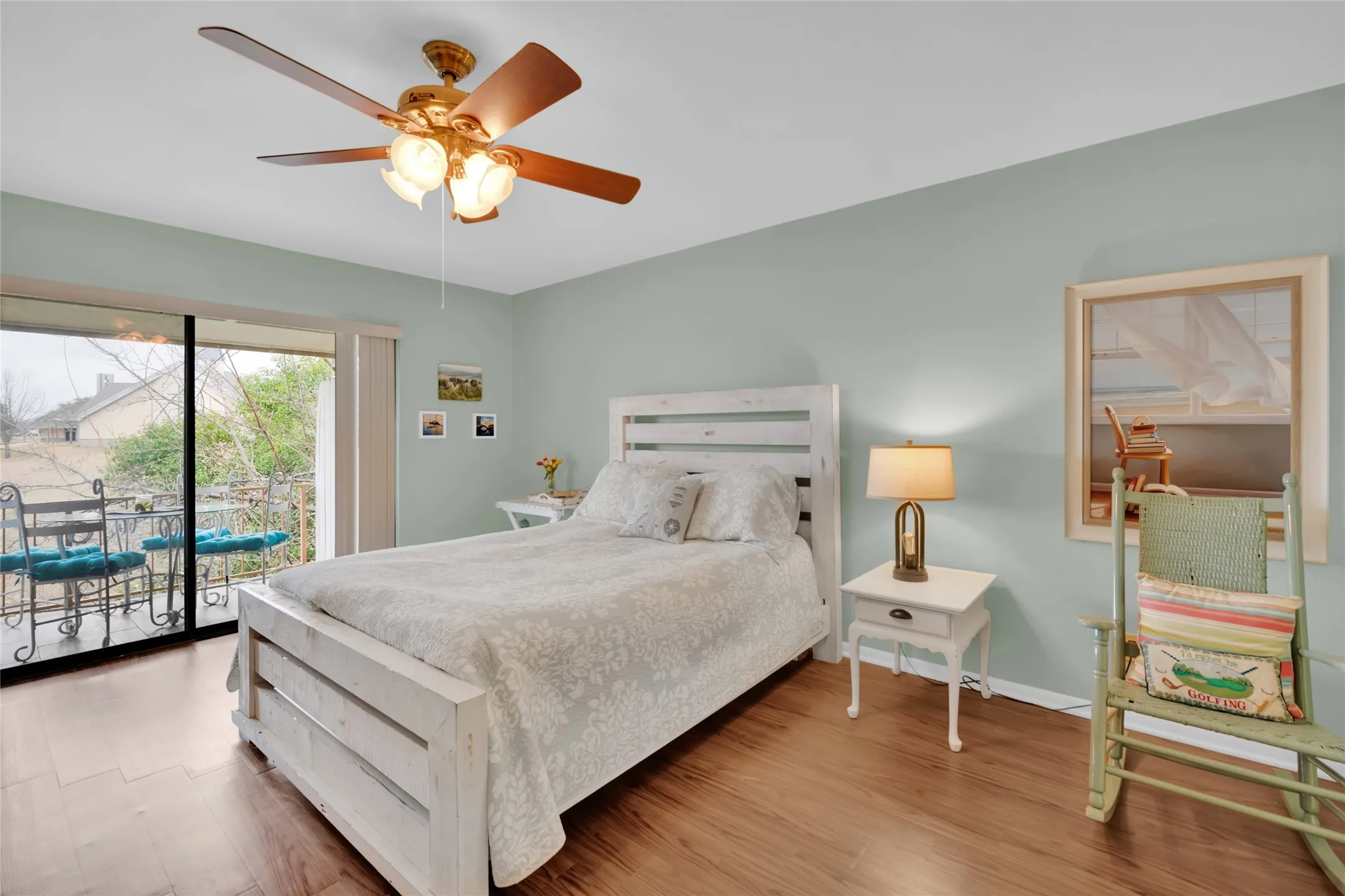 Condominium For Sale in Burnet County , 1201 Fm 1431 8, Marble Falls, Texas 78654, 3 Bedroom, 2 Bathroom, 1 Garage spaces, 1,507 Sqft, built in 1978, Price $199,000, mls#21148964, Real Estate Agent in Marble Falls, Homes For Sale in Burnet county, Homes For Sale in Marble Falls, Realtor in Marble Falls Texas, Real Estate Brokerage Independent Realty Texas, Luminita Cordes Realtor