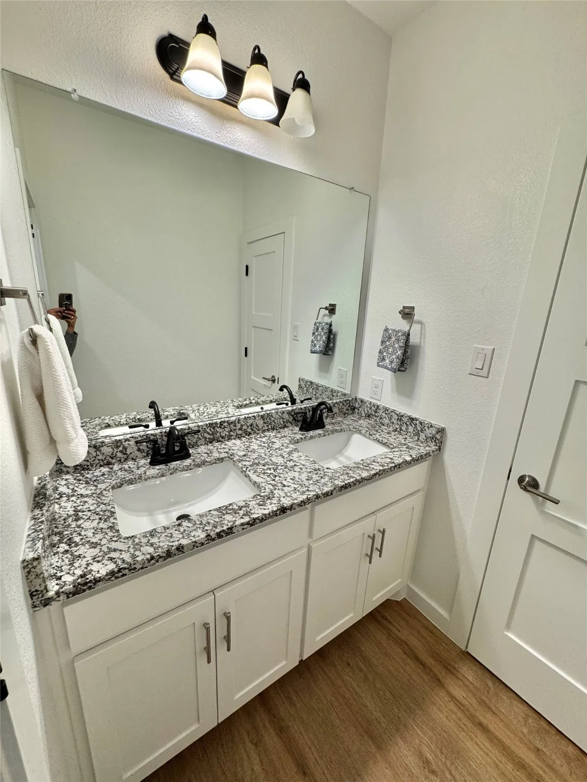 Single Family Residence For Sale in Cooke County , 416 Austin Street, Callisburg, Texas 76240, 4 Bedrooms, 2 Bathrooms, 2 Garage spaces, 1,700 Sqft, built in 2024, Preowned, Price $353,000, mls#21154688, Real Estate Agent in Callisburg, Homes For Sale in Cooke county, Homes For Sale in Callisburg, Realtor in Callisburg Texas, Real Estate Brokerage Independent Realty Texas, Luminita Cordes Realtor