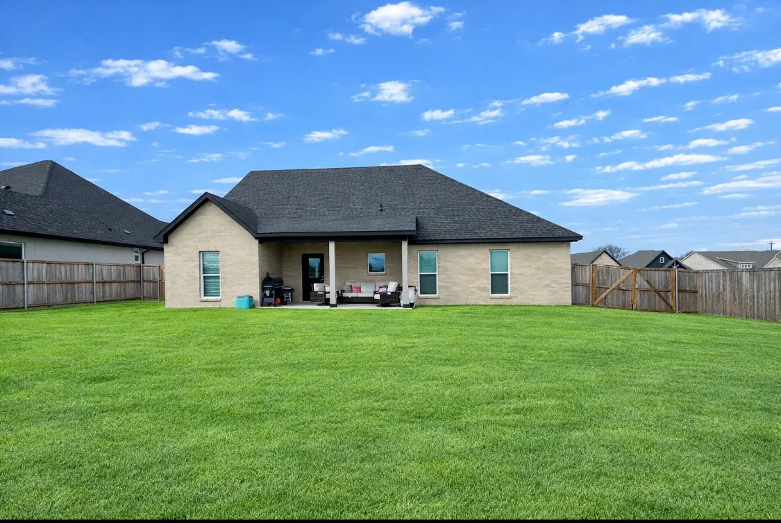 Single Family Residence For Sale in Cooke County , 416 Austin Street, Callisburg, Texas 76240, 4 Bedrooms, 2 Bathrooms, 2 Garage spaces, 1,700 Sqft, built in 2024, Preowned, Price $353,000, mls#21154688, Real Estate Agent in Callisburg, Homes For Sale in Cooke county, Homes For Sale in Callisburg, Realtor in Callisburg Texas, Real Estate Brokerage Independent Realty Texas, Luminita Cordes Realtor