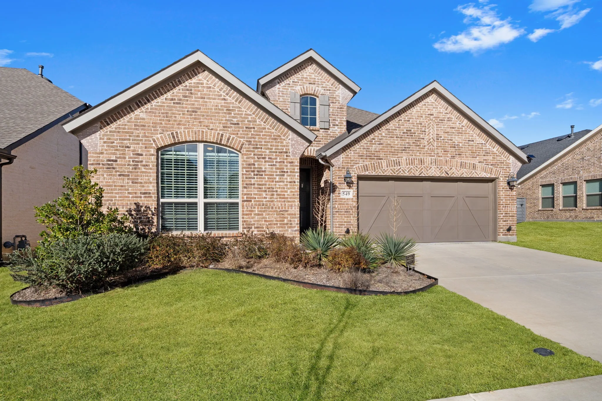 Single Family Residence For Sale in Denton County , 549 Cedarwood Street, Little Elm, Texas 76227, 4 Bedroom, 3 Bathroom, 2 Garage spaces, 2,426 Sqft, built in 2022, mls#21155703, Real Estate Agent in Little Elm, Homes For Sale in Denton county, Homes For Sale in Little Elm, Realtor in Little Elm Texas, Real Estate Brokerage Independent Realty Texas, Luminita Cordes Realtor