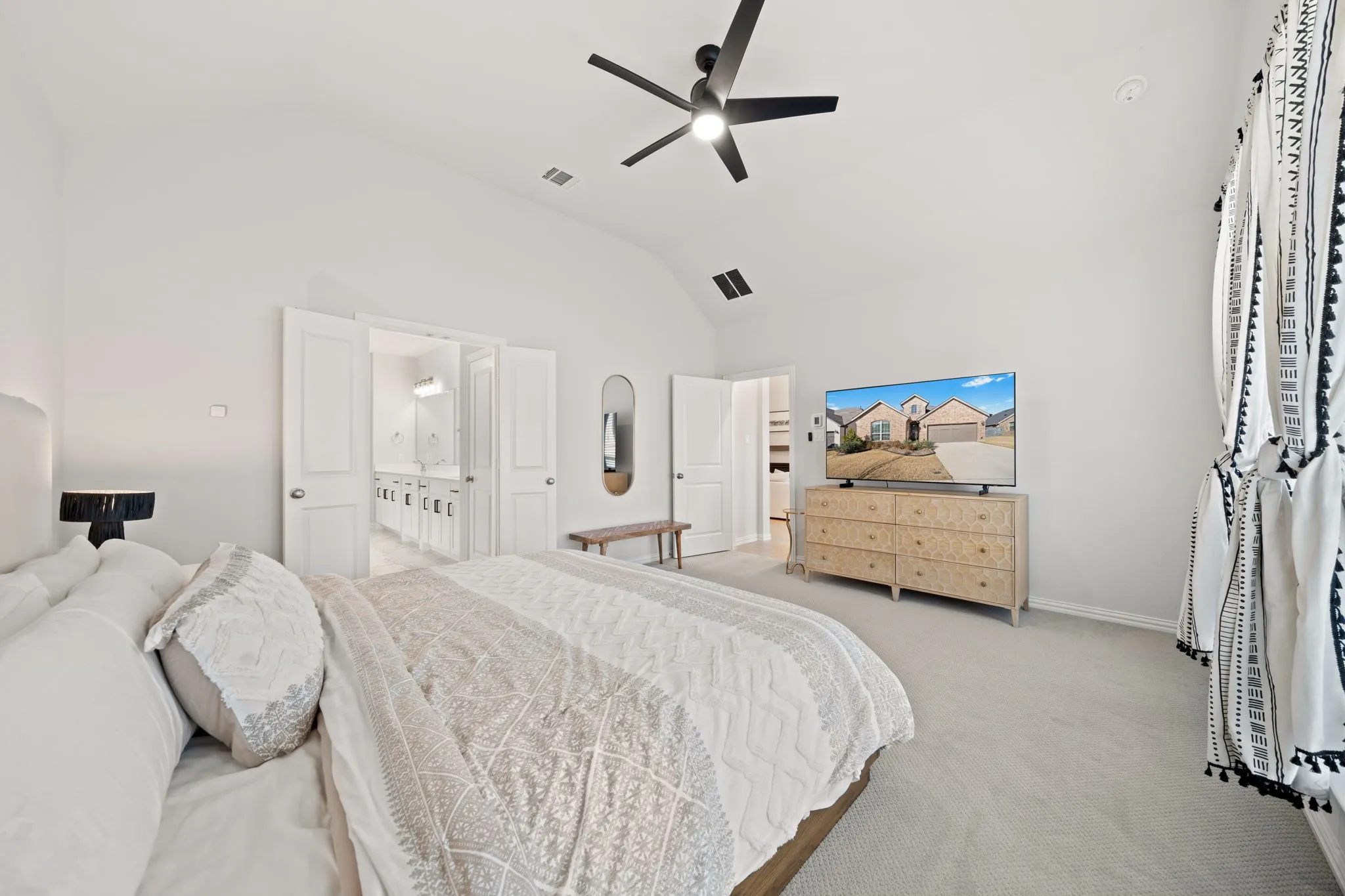 Single Family Residence For Sale in Denton County , 549 Cedarwood Street, Little Elm, Texas 76227, 4 Bedroom, 3 Bathroom, 2 Garage spaces, 2,426 Sqft, built in 2022, mls#21155703, Real Estate Agent in Little Elm, Homes For Sale in Denton county, Homes For Sale in Little Elm, Realtor in Little Elm Texas, Real Estate Brokerage Independent Realty Texas, Luminita Cordes Realtor
