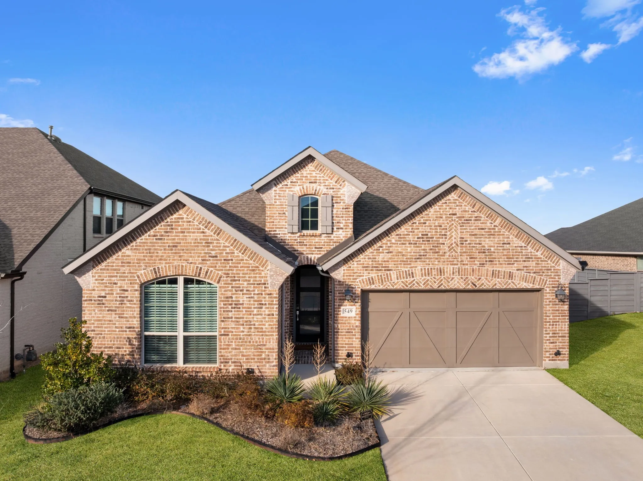 Single Family Residence For Sale in Denton County , 549 Cedarwood Street, Little Elm, Texas 76227, 4 Bedroom, 3 Bathroom, 2 Garage spaces, 2,426 Sqft, built in 2022, mls#21155703, Real Estate Agent in Little Elm, Homes For Sale in Denton county, Homes For Sale in Little Elm, Realtor in Little Elm Texas, Real Estate Brokerage Independent Realty Texas, Luminita Cordes Realtor