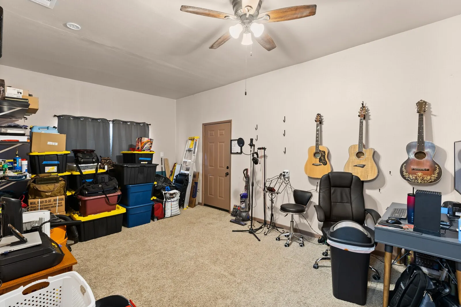 Single Family Residence For Sale in Mc Lennan County , 2506 S 24th Street, Waco, Texas 76706, 3 Bedroom, 1 Bathroom, Garage spaces, 1,398 Sqft, built in 1958, Preowned, mls#21155745, Real Estate Agent in Waco, Homes For Sale in Mc Lennan county, Homes For Sale in Waco, Realtor in Waco Texas, Real Estate Brokerage Independent Realty Texas, Luminita Cordes Realtor