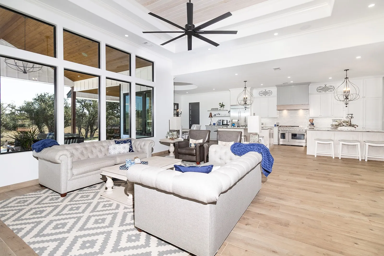 Single Family Residence For Sale in Mc Culloch County , 5550 S US Highway 87, Brady, Texas 76825, 3 Bedrooms, 2 Bathrooms, 2 Garage spaces, 2,835 Sqft, built in 2021, Preowned, Price $1,830,000, mls#21155871, Real Estate Agent in Brady, Homes For Sale in Mc Culloch county, Homes For Sale in Brady, Realtor in Brady Texas, Real Estate Brokerage Independent Realty Texas, Luminita Cordes Realtor