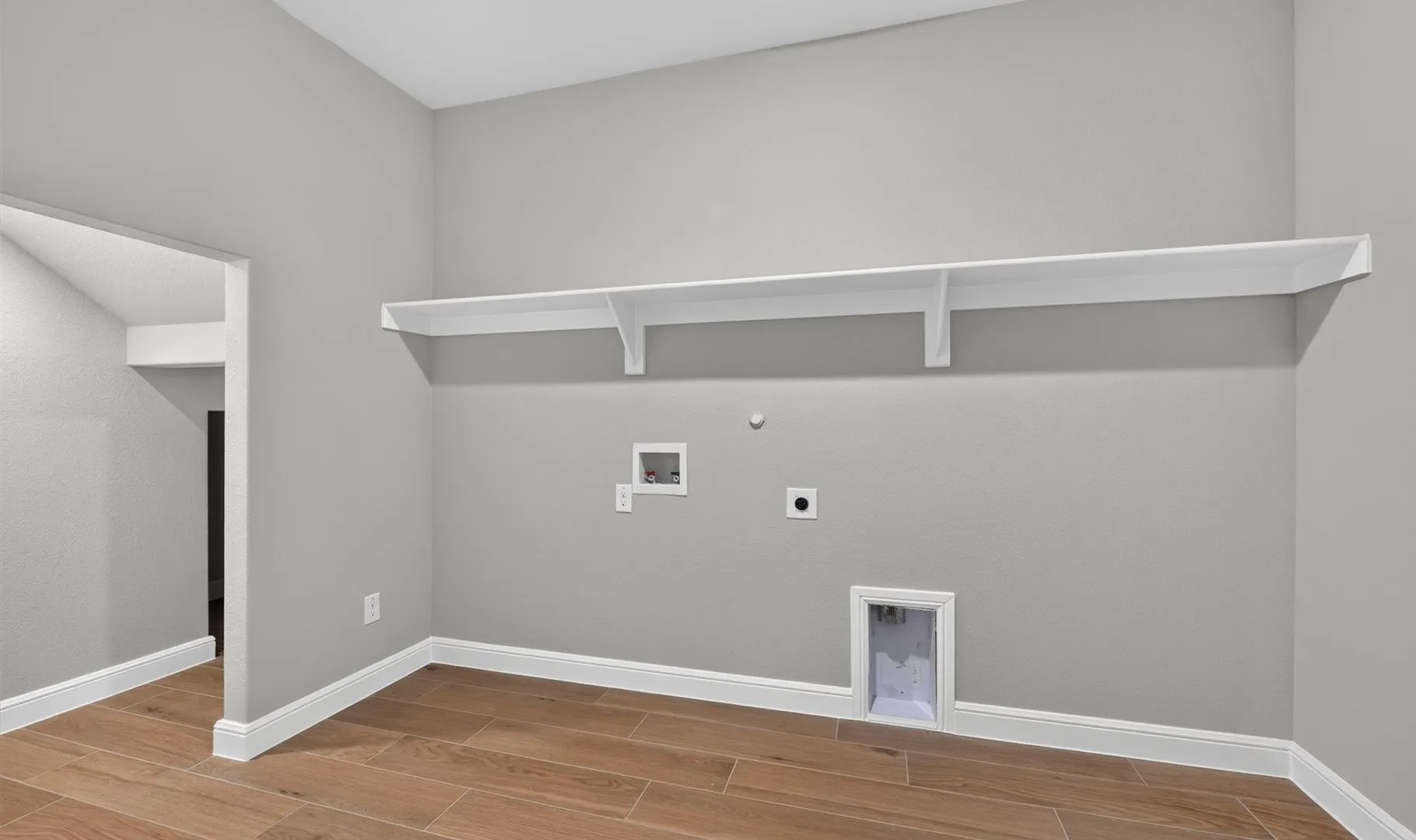 Single Family Residence For Sale in Denton County , 11213 TREEHOUSE Trail, Justin, Texas 76247, 4 Bedroom, 3 Bathroom, 2 Garage spaces, 2,849 Sqft, built in 2026, New Construction - Incomplete, Price $449,325, mls#21153902, Real Estate Agent in Justin, Homes For Sale in Denton county, Homes For Sale in Justin, Realtor in Justin Texas, Real Estate Brokerage Independent Realty Texas, Luminita Cordes Realtor