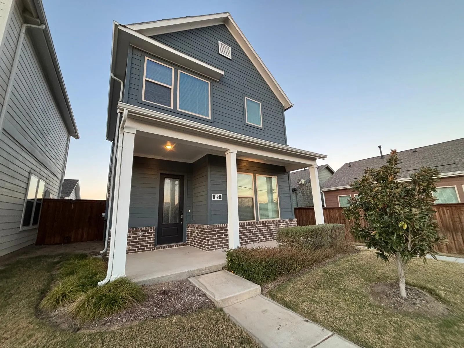 Townhouse For Rent in Tarrant County , 825 W Mayfield Road 115, Arlington, Texas 76015, 2 Bedroom, 3 Bathroom, Garage spaces, 1,113 Sqft, built in 2025, mls#21155907, Real Estate Agent in Arlington, Homes For Rent in Tarrant county, Homes For Rent in Arlington, Realtor in Arlington Texas, Real Estate Brokerage Independent Realty Texas, Luminita Cordes Realtor