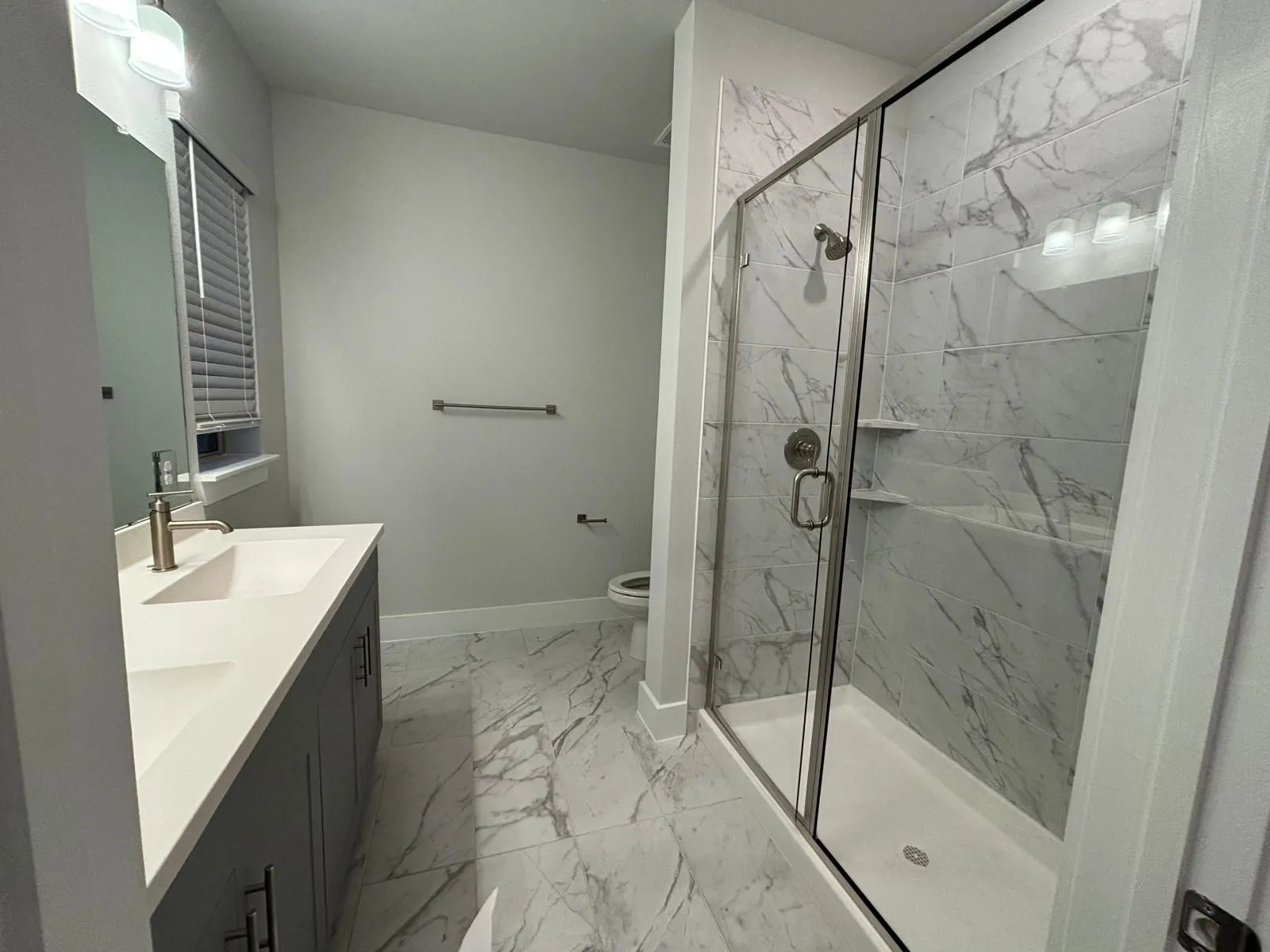 Townhouse For Rent in Tarrant County , 825 W Mayfield Road 115, Arlington, Texas 76015, 2 Bedroom, 3 Bathroom, Garage spaces, 1,113 Sqft, built in 2025, mls#21155907, Real Estate Agent in Arlington, Homes For Rent in Tarrant county, Homes For Rent in Arlington, Realtor in Arlington Texas, Real Estate Brokerage Independent Realty Texas, Luminita Cordes Realtor