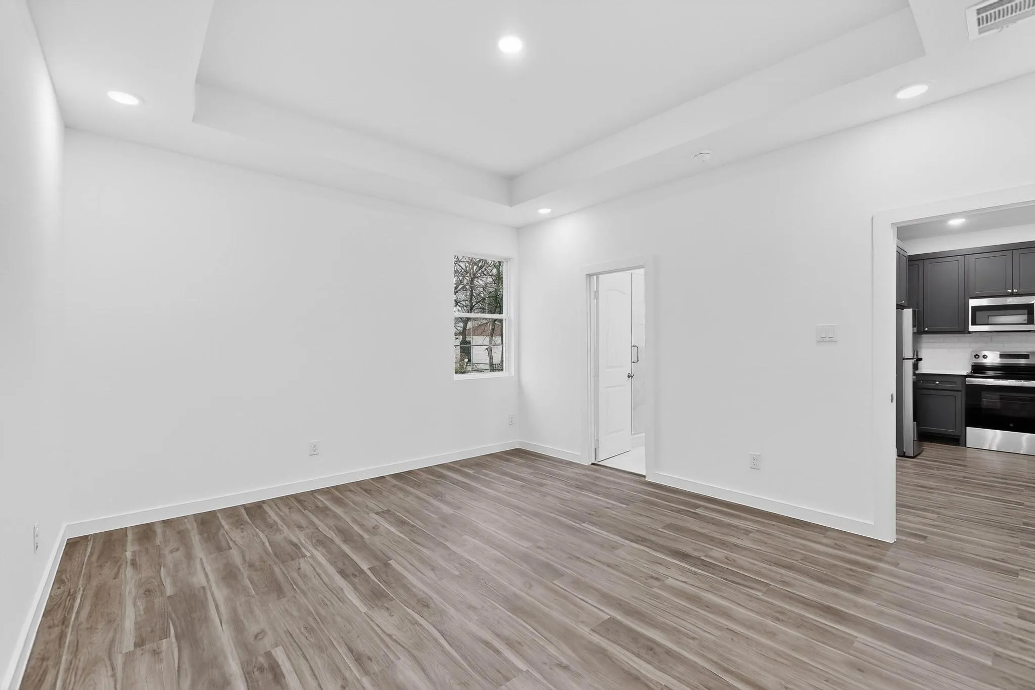 Single Family Residence For Sale in Dallas County , 4523 Metropolitan Avenue, Dallas, Texas 75210, 3 Bedrooms, 2 Bathrooms, 2 Garage spaces, 1,415 Sqft, built in 2025, New Construction - Complete, Price $265,000, mls#21120458, Real Estate Agent in Dallas, Homes For Sale in Dallas county, Homes For Sale in Dallas, Realtor in Dallas Texas, Real Estate Brokerage Independent Realty Texas, Luminita Cordes Realtor