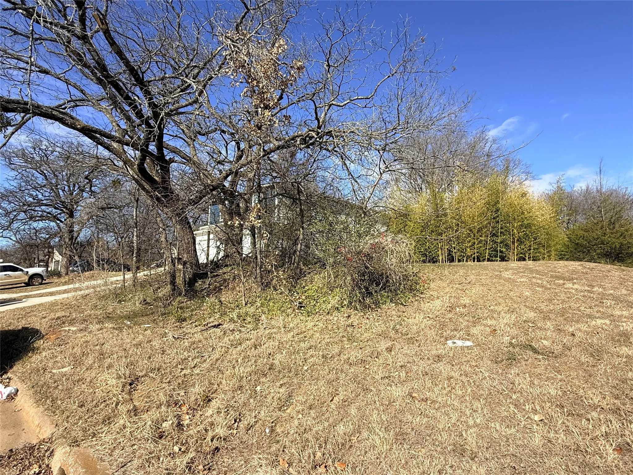 Unimproved Land For Sale in Grayson County , 501 W Walker Street, Denison, Texas 75020, 0, 0, Garage spaces, 0 Sqft, built in 0, Price $39,500, mls#21155973, Real Estate Agent in Denison, Homes For Sale in Grayson county, Homes For Sale in Denison, Realtor in Denison Texas, Real Estate Brokerage Independent Realty Texas, Luminita Cordes Realtor