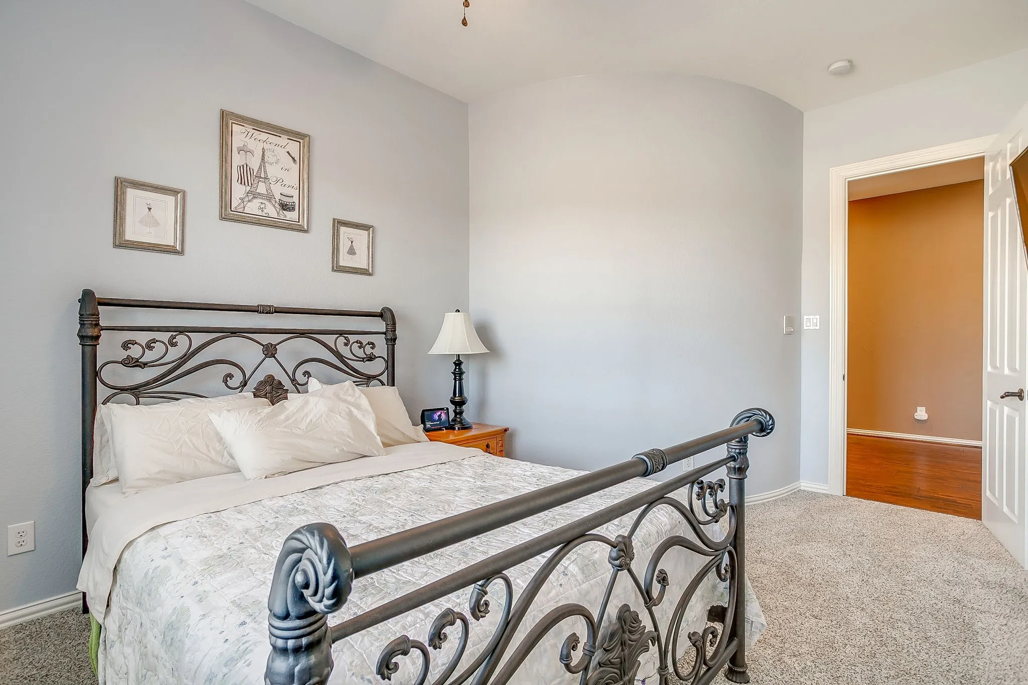 Single Family Residence For Sale in Tarrant County , 3701 Canyon Pass Trail, Burleson, Texas 76028, 5 Bedroom, 7 Bathroom, 4 Garage spaces, 6,448 Sqft, built in 2007, Preowned, mls#21155201, Real Estate Agent in Burleson, Homes For Sale in Tarrant county, Homes For Sale in Burleson, Realtor in Burleson Texas, Real Estate Brokerage Independent Realty Texas, Luminita Cordes Realtor
