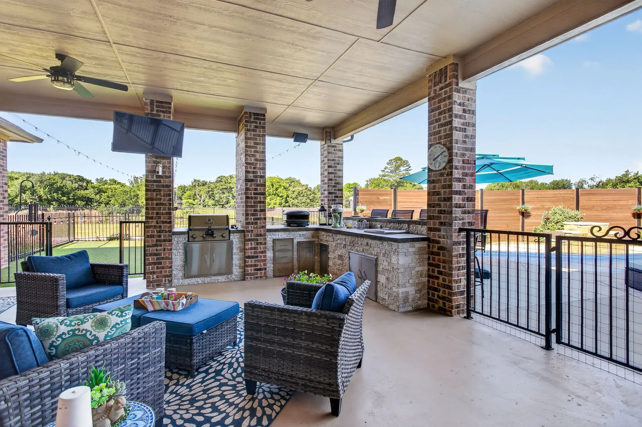Single Family Residence For Sale in Tarrant County , 3701 Canyon Pass Trail, Burleson, Texas 76028, 5 Bedroom, 7 Bathroom, 4 Garage spaces, 6,448 Sqft, built in 2007, Preowned, mls#21155201, Real Estate Agent in Burleson, Homes For Sale in Tarrant county, Homes For Sale in Burleson, Realtor in Burleson Texas, Real Estate Brokerage Independent Realty Texas, Luminita Cordes Realtor