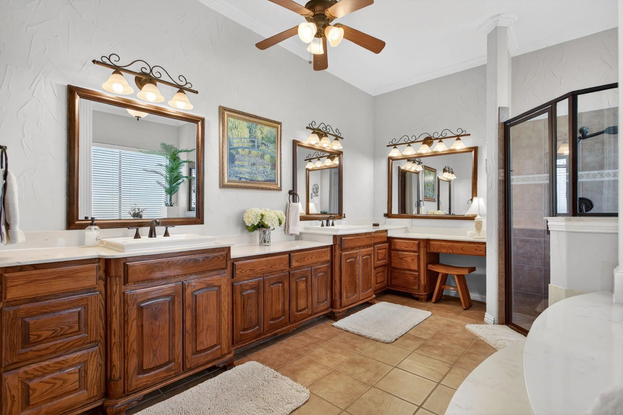 Single Family Residence For Sale in Tarrant County , 3701 Canyon Pass Trail, Burleson, Texas 76028, 5 Bedroom, 7 Bathroom, 4 Garage spaces, 6,448 Sqft, built in 2007, Preowned, mls#21155201, Real Estate Agent in Burleson, Homes For Sale in Tarrant county, Homes For Sale in Burleson, Realtor in Burleson Texas, Real Estate Brokerage Independent Realty Texas, Luminita Cordes Realtor