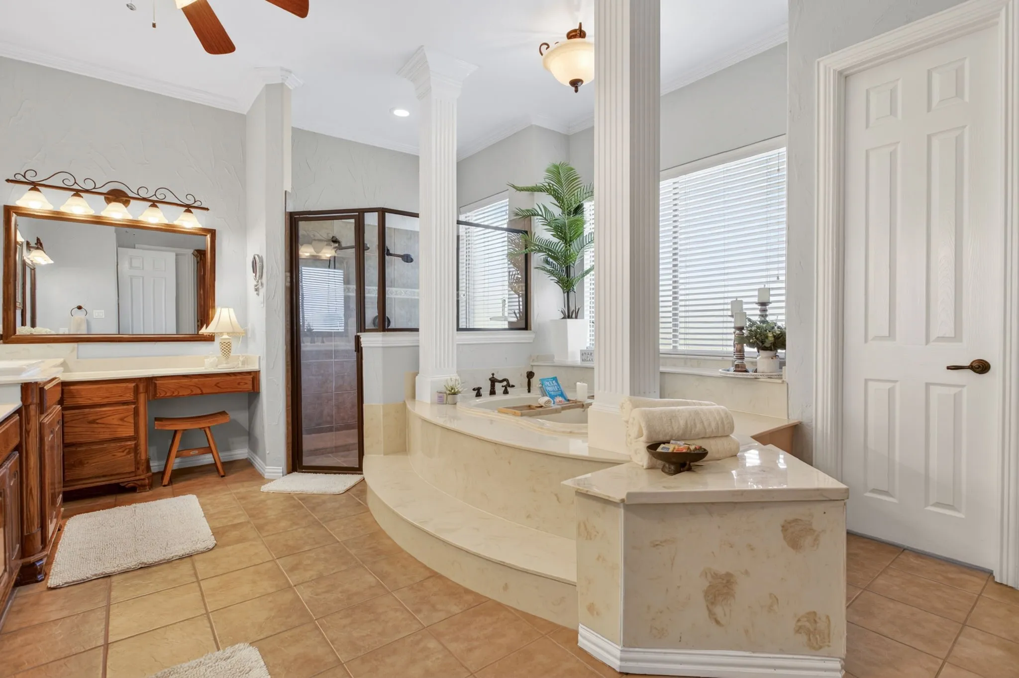 Single Family Residence For Sale in Tarrant County , 3701 Canyon Pass Trail, Burleson, Texas 76028, 5 Bedroom, 7 Bathroom, 4 Garage spaces, 6,448 Sqft, built in 2007, Preowned, mls#21155201, Real Estate Agent in Burleson, Homes For Sale in Tarrant county, Homes For Sale in Burleson, Realtor in Burleson Texas, Real Estate Brokerage Independent Realty Texas, Luminita Cordes Realtor