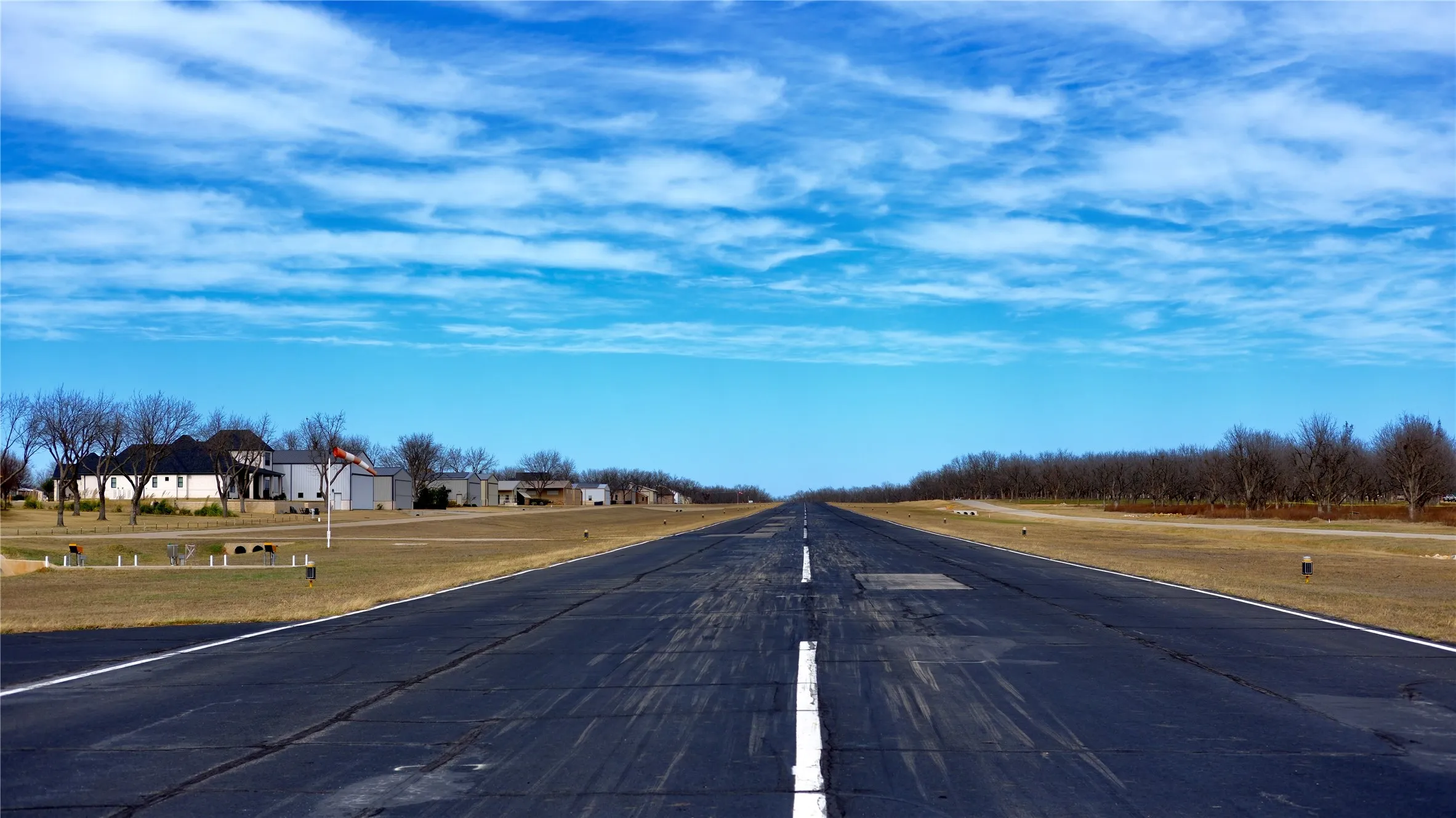 3100 ft paved runway