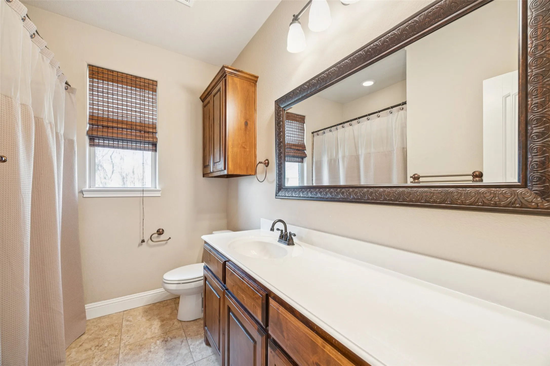 Single Family Residence For Sale in Wood County , 370 Private Road 5291, Yantis, Texas 75497, 3 Bedroom, 2 Bathroom, 2 Garage spaces, 2,050 Sqft, built in 2013, Preowned, Price $585,000, mls#21148522, Real Estate Agent in Yantis, Homes For Sale in Wood county, Homes For Sale in Yantis, Realtor in Yantis Texas, Real Estate Brokerage Independent Realty Texas, Luminita Cordes Realtor