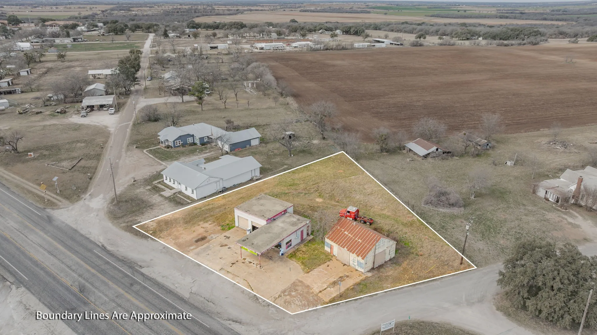 Retail For Sale in Comanche County , 100 W Commerce Street, Gustine, Texas 76455, 0, 0, Garage spaces, 0 Sqft, built in 1963, Preowned, mls#21156131, Real Estate Agent in Gustine, Homes For Sale in Comanche county, Homes For Sale in Gustine, Realtor in Gustine Texas, Real Estate Brokerage Independent Realty Texas, Luminita Cordes Realtor