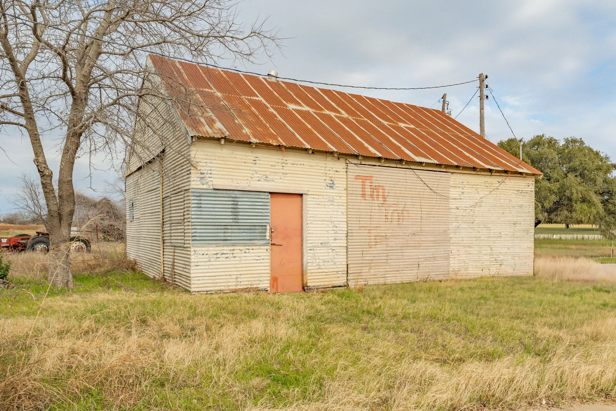 Retail For Sale in Comanche County , 100 W Commerce Street, Gustine, Texas 76455, 0, 0, Garage spaces, 0 Sqft, built in 1963, Preowned, mls#21156131, Real Estate Agent in Gustine, Homes For Sale in Comanche county, Homes For Sale in Gustine, Realtor in Gustine Texas, Real Estate Brokerage Independent Realty Texas, Luminita Cordes Realtor