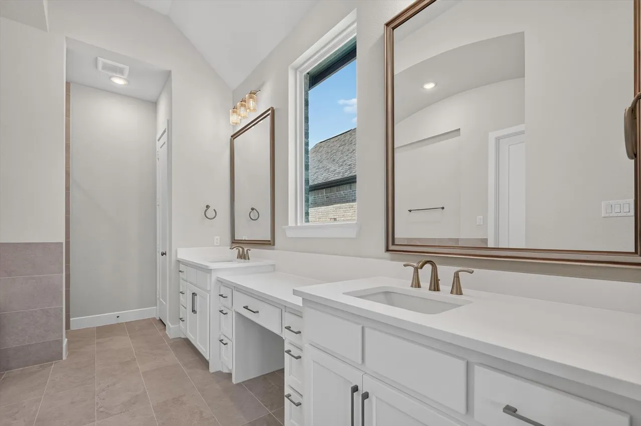 Single Family Residence For Sale in Rockwall County , 906 Montrose Drive, Rockwall, Texas 75087, 4 Bedrooms, 5 Bathrooms, 3 Garage spaces, 3,435 Sqft, built in 2026, New Construction - Incomplete, Price $800,000, mls#21155354, Real Estate Agent in Rockwall, Homes For Sale in Rockwall county, Homes For Sale in Rockwall, Realtor in Rockwall Texas, Real Estate Brokerage Independent Realty Texas, Luminita Cordes Realtor