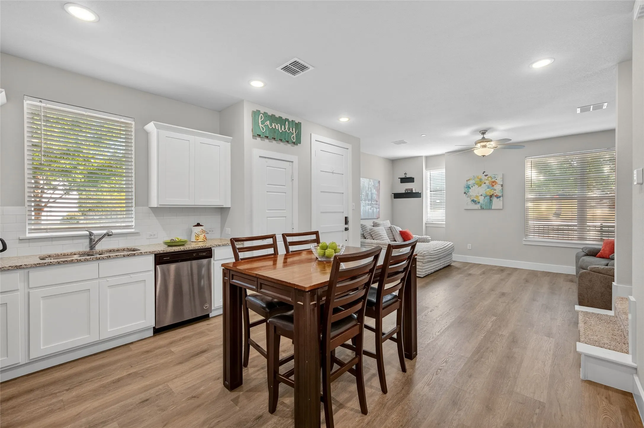 Townhouse For Sale in Tarrant County , 7696 Resting Mews, North Richland Hills, Texas 76182, 3 Bedroom, 3 Bathroom, 2 Garage spaces, 1,501 Sqft, built in 2020, mls#21156151, Real Estate Agent in North Richland Hills, Homes For Sale in Tarrant county, Homes For Sale in North Richland Hills, Realtor in North Richland Hills Texas, Real Estate Brokerage Independent Realty Texas, Luminita Cordes Realtor