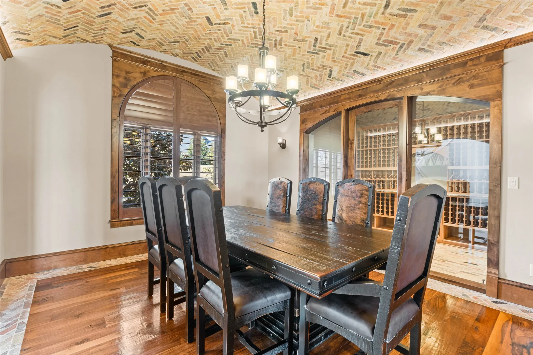 Single Family Residence For Sale in Denton County , 6609 Autumn Mist Cove, Little Elm, Texas 75068, 5 Bedrooms, 8 Bathrooms, 6 Garage spaces, 8,541 Sqft, built in 2016, Preowned, Price $4,250,000, mls#21155729, Real Estate Agent in Little Elm, Homes For Sale in Denton county, Homes For Sale in Little Elm, Realtor in Little Elm Texas, Real Estate Brokerage Independent Realty Texas, Luminita Cordes Realtor