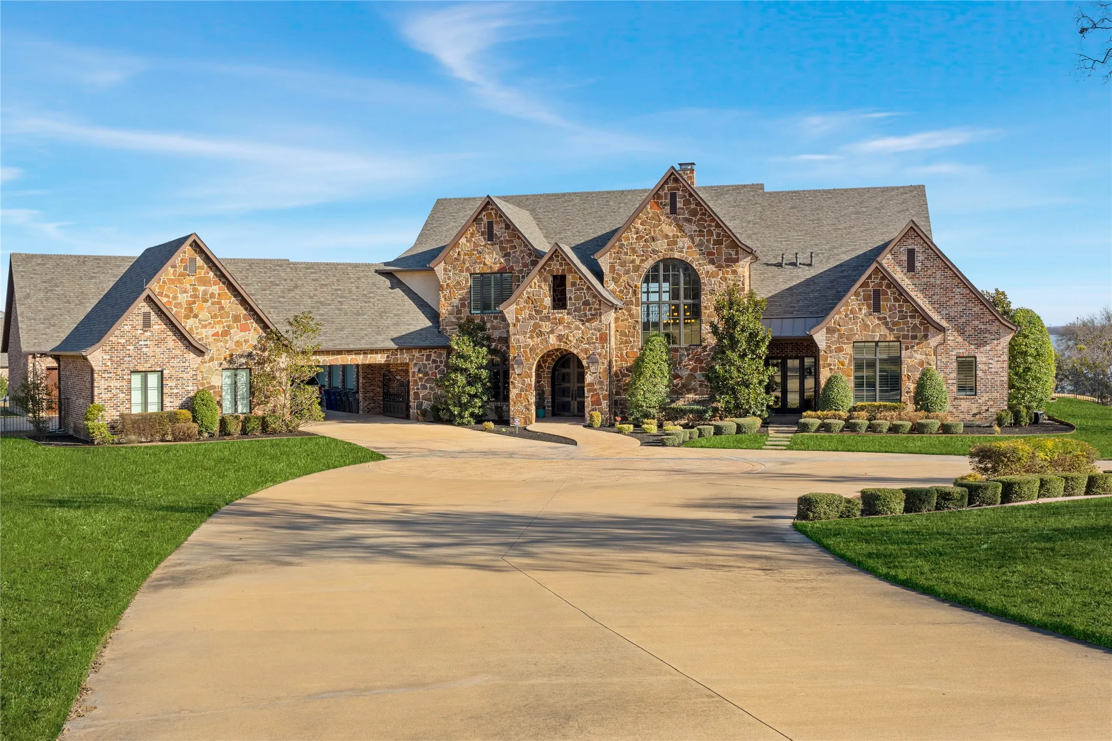 Single Family Residence For Sale in Denton County , 6609 Autumn Mist Cove, Little Elm, Texas 75068, 5 Bedrooms, 8 Bathrooms, 6 Garage spaces, 8,541 Sqft, built in 2016, Preowned, Price $4,250,000, mls#21155729, Real Estate Agent in Little Elm, Homes For Sale in Denton county, Homes For Sale in Little Elm, Realtor in Little Elm Texas, Real Estate Brokerage Independent Realty Texas, Luminita Cordes Realtor