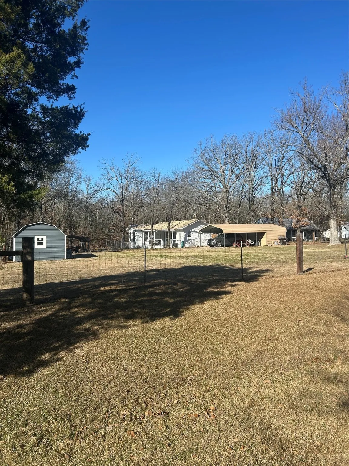 Single Family Residence For Sale in Wood County , 244 County Road 1973, Yantis, Texas 75497, 2 Bedrooms, 2 Bathrooms, Garage spaces, 931 Sqft, built in 2004, Price $197,000, mls#21156351, Real Estate Agent in Yantis, Homes For Sale in Wood county, Homes For Sale in Yantis, Realtor in Yantis Texas, Real Estate Brokerage Independent Realty Texas, Luminita Cordes Realtor