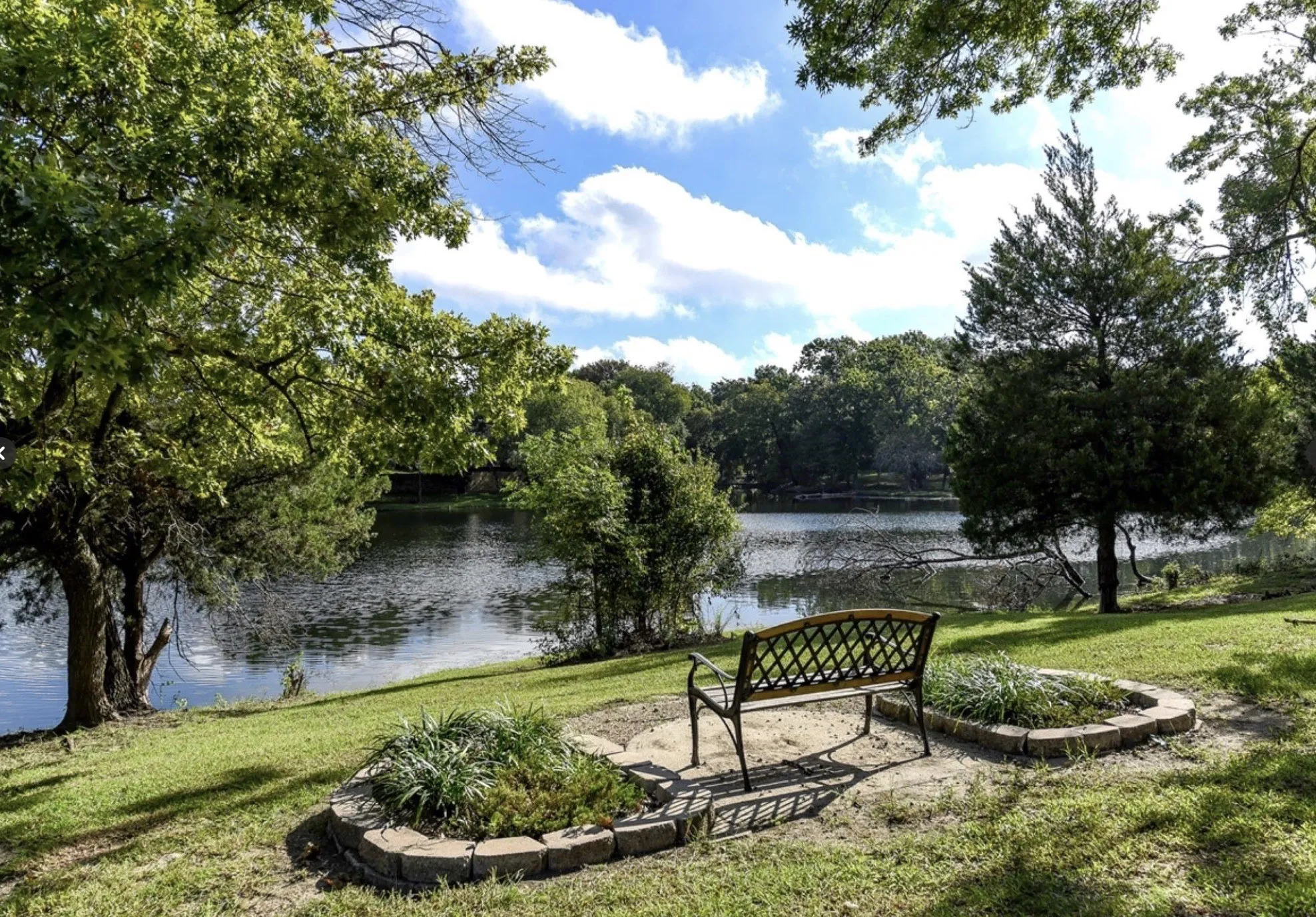 Single Family Residence For Sale in Rockwall County , 5707 Ranger Drive, Rockwall, Texas 75032, 3 Bedrooms, 3 Bathrooms, 2 Garage spaces, 2,488 Sqft, built in 2007, Price $449,000, mls#21156296, Real Estate Agent in Rockwall, Homes For Sale in Rockwall county, Homes For Sale in Rockwall, Realtor in Rockwall Texas, Real Estate Brokerage Independent Realty Texas, Luminita Cordes Realtor