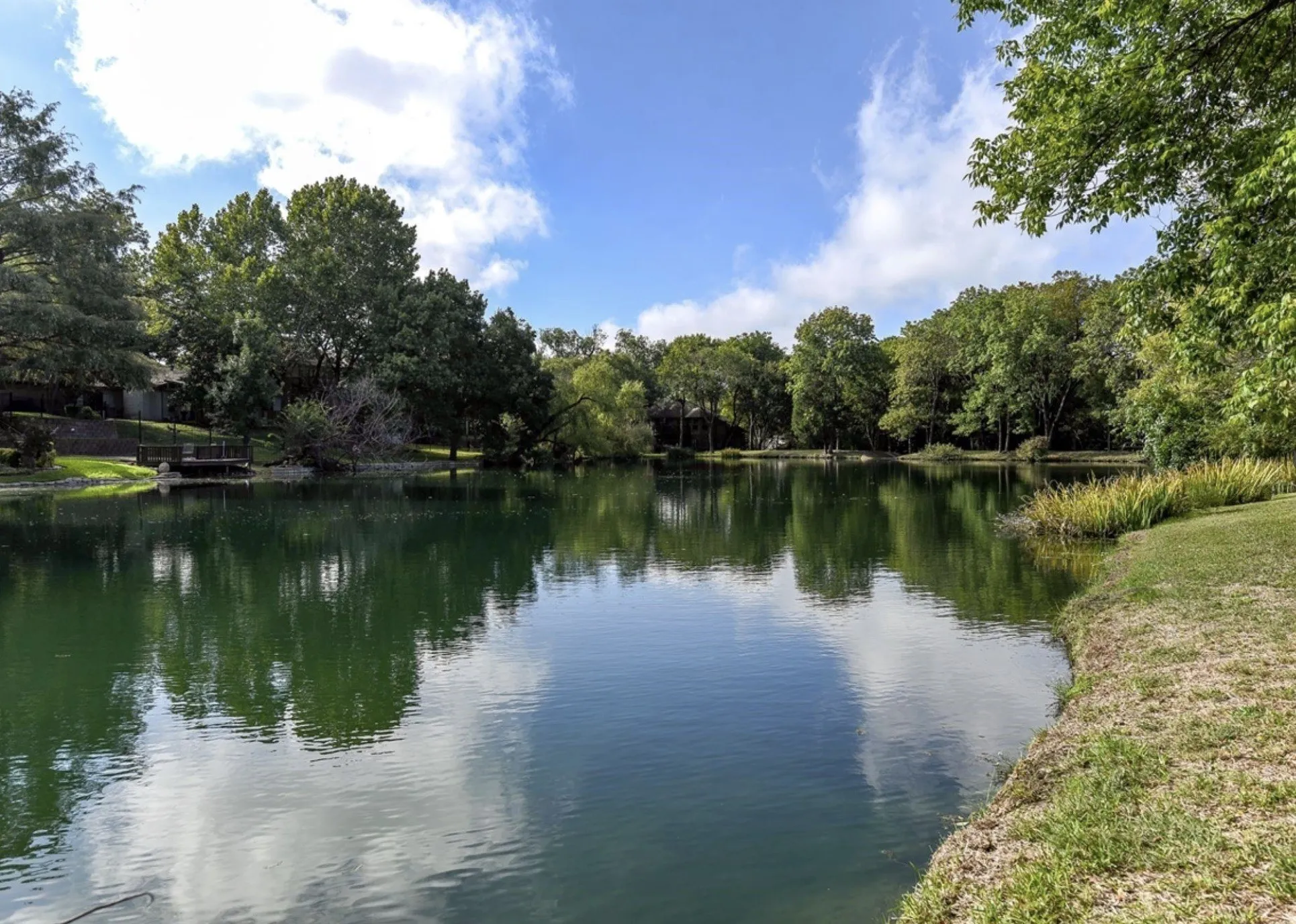 Single Family Residence For Sale in Rockwall County , 5707 Ranger Drive, Rockwall, Texas 75032, 3 Bedrooms, 3 Bathrooms, 2 Garage spaces, 2,488 Sqft, built in 2007, Price $449,000, mls#21156296, Real Estate Agent in Rockwall, Homes For Sale in Rockwall county, Homes For Sale in Rockwall, Realtor in Rockwall Texas, Real Estate Brokerage Independent Realty Texas, Luminita Cordes Realtor